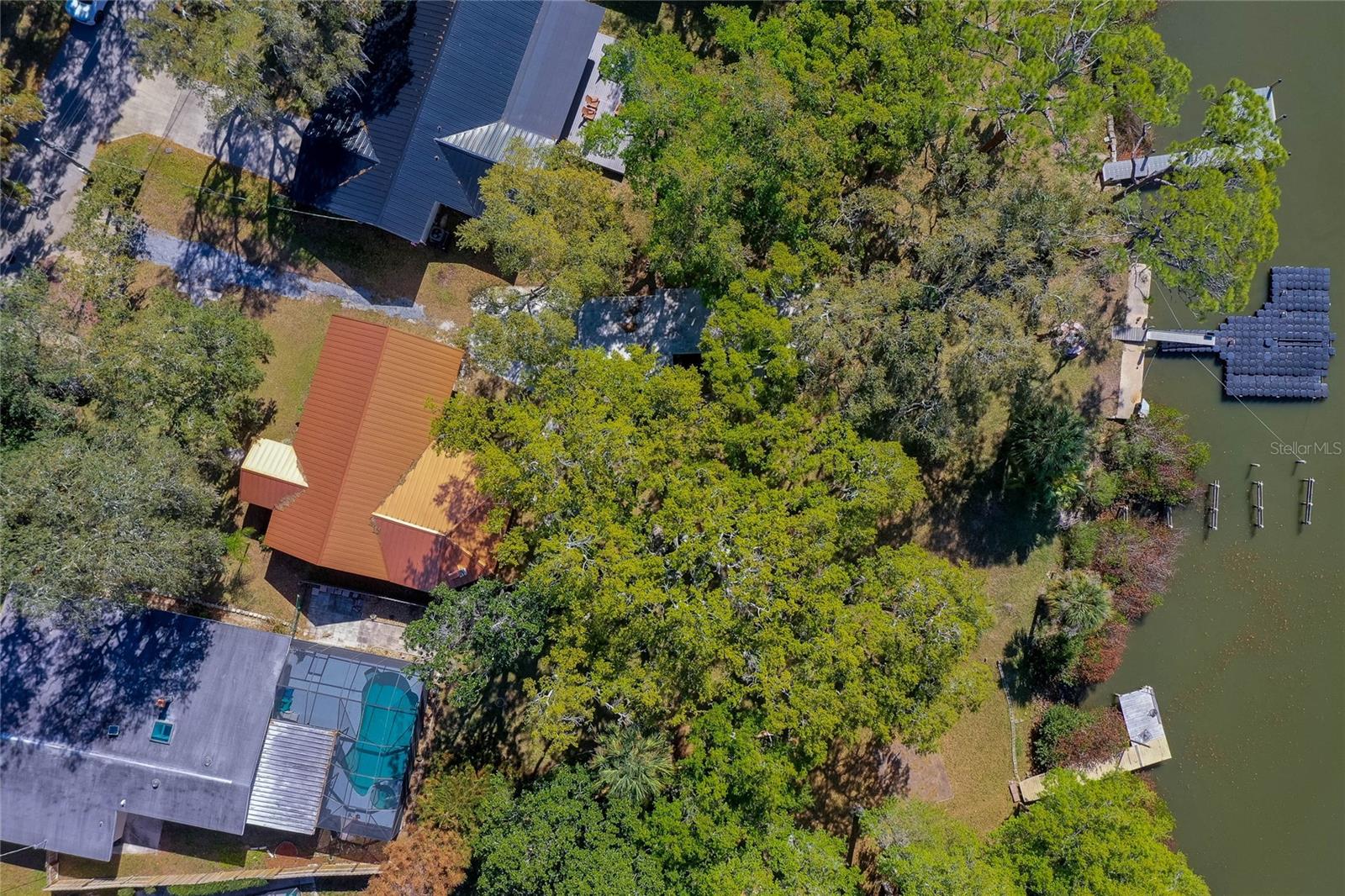 HARBOR OAKS - Residential