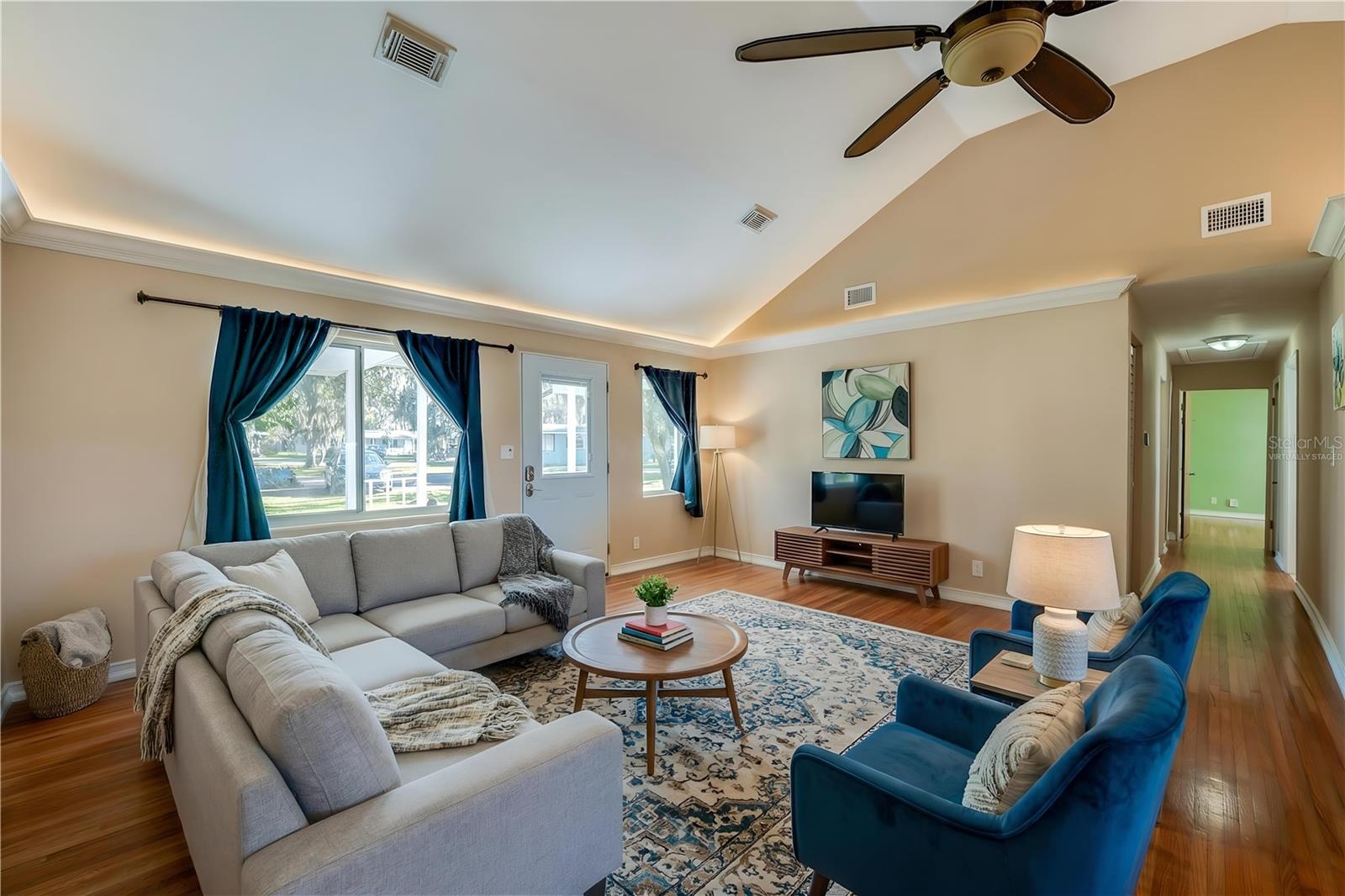 HARBOR OAKS - Residential