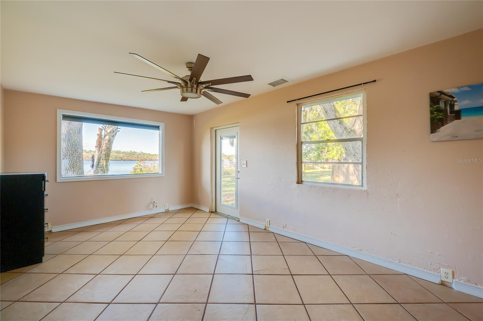 HARBOR OAKS - Residential