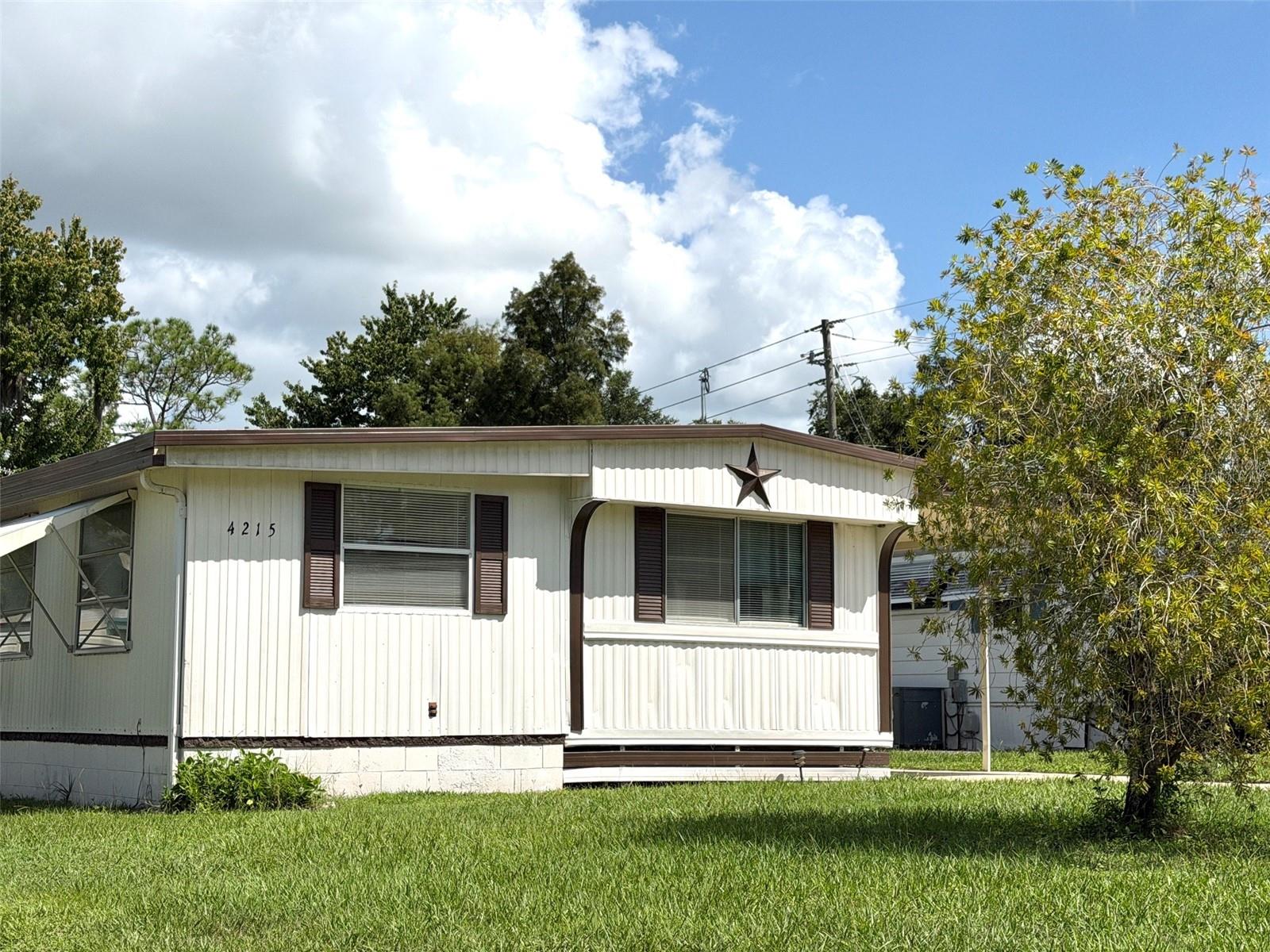 4215 WINDY WAY