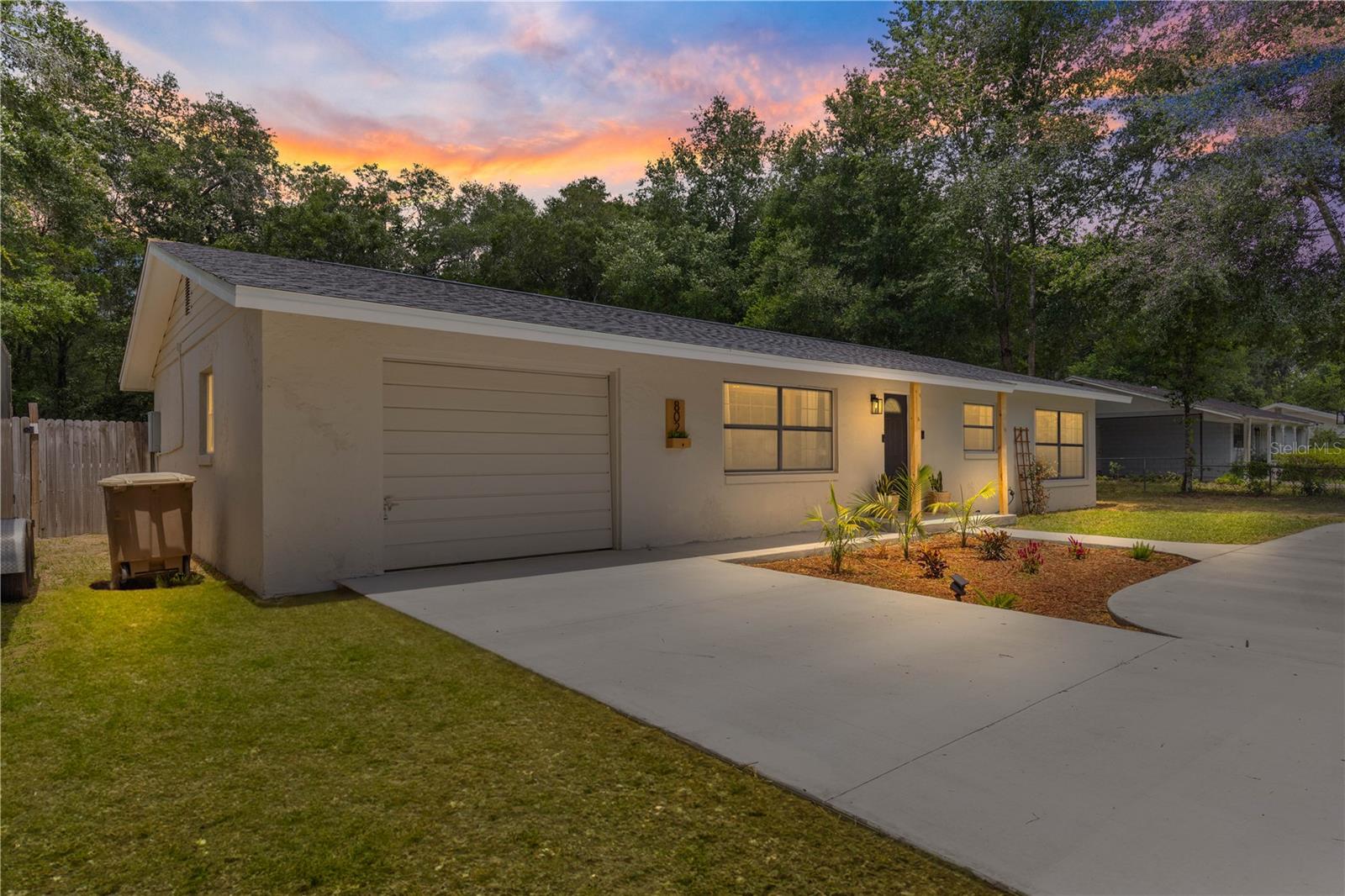 802 NE 39TH COURT