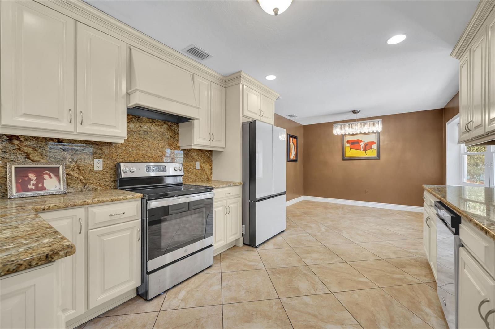 TILLSONS - Residential