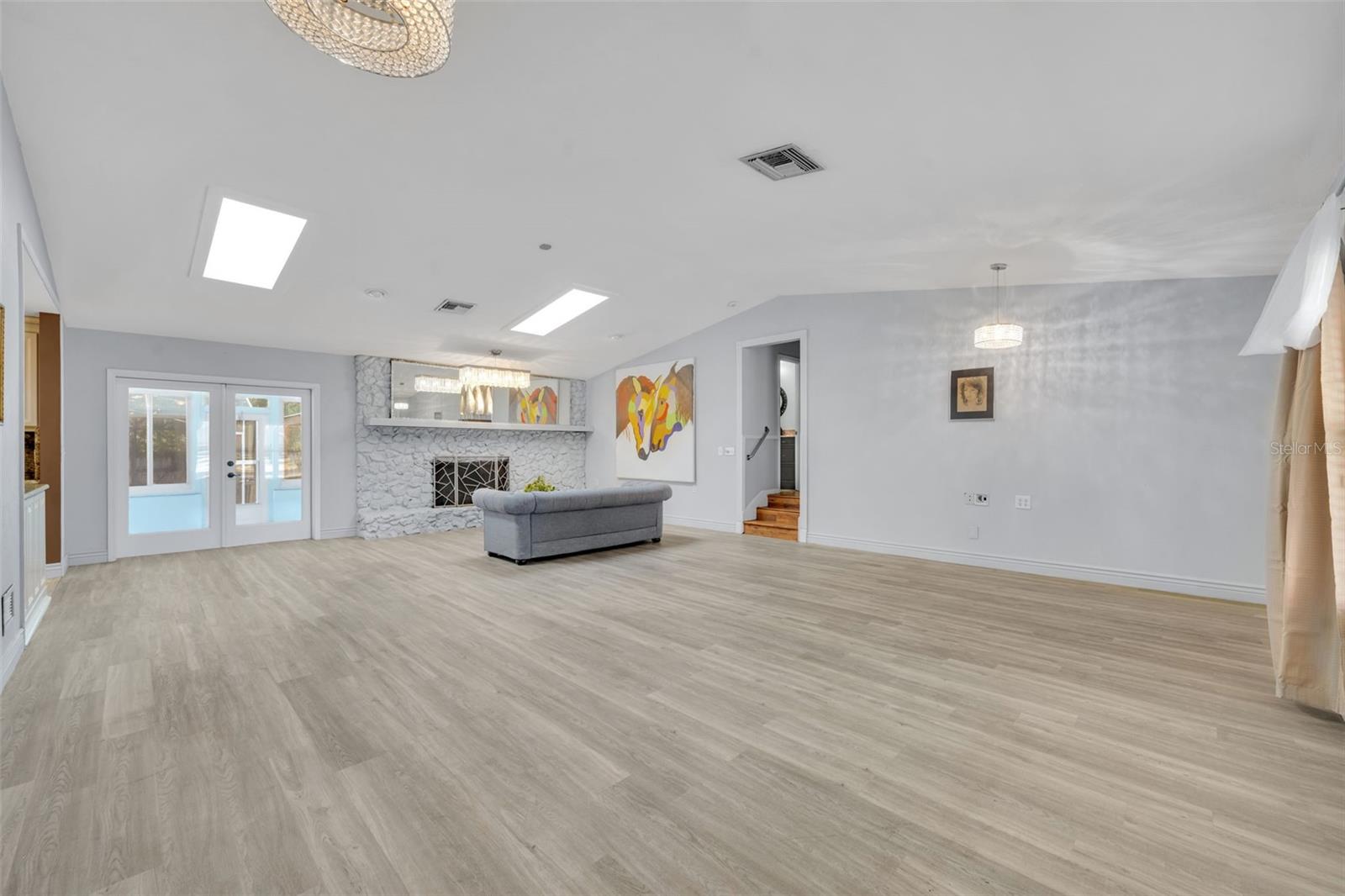 TILLSONS - Residential