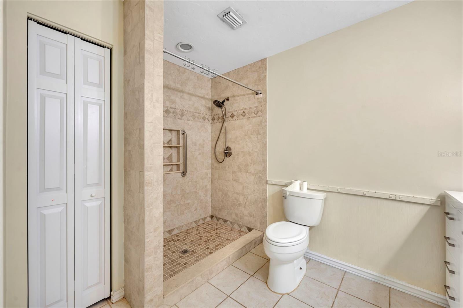 TILLSONS - Residential