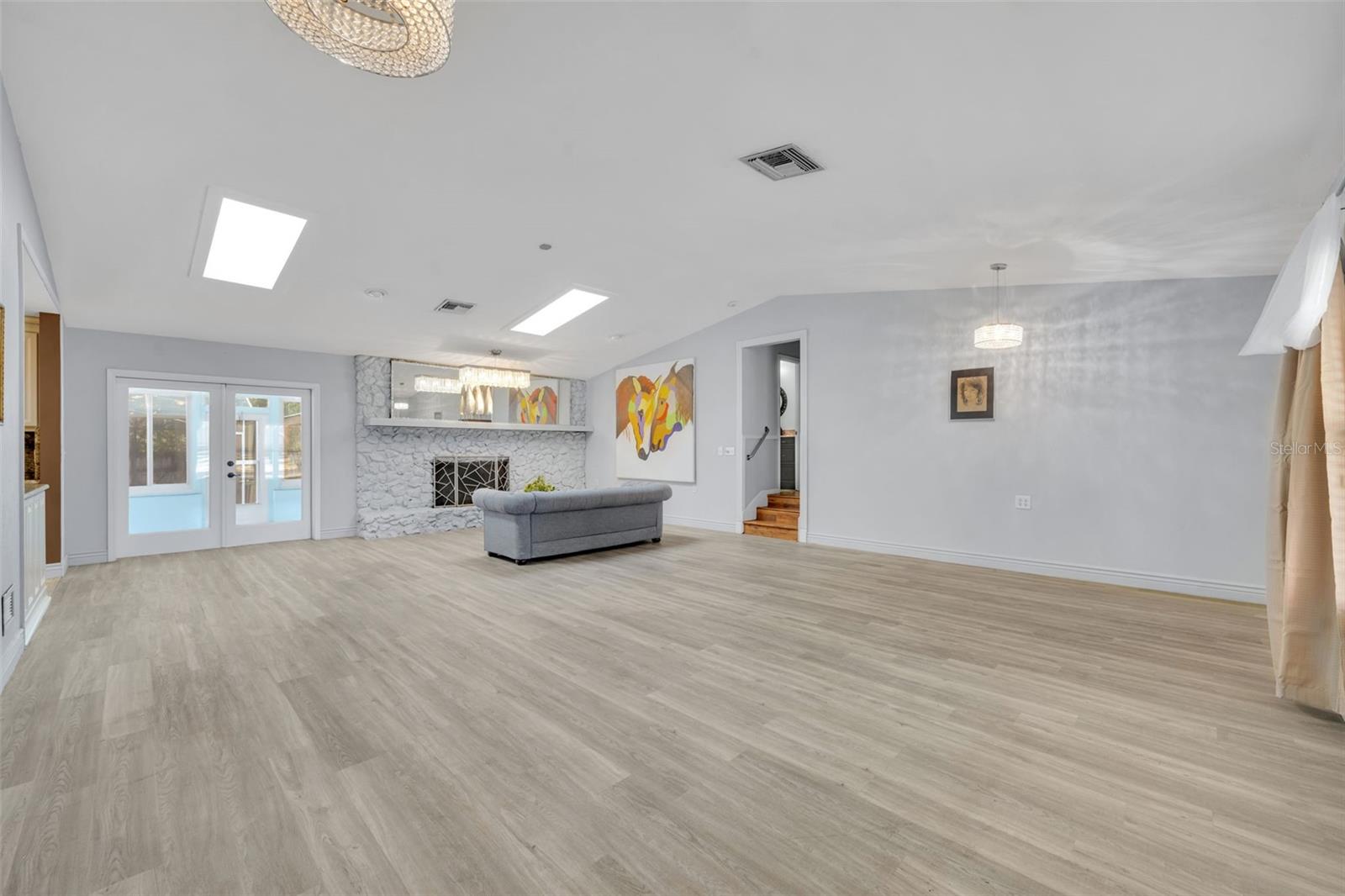 TILLSONS - Residential