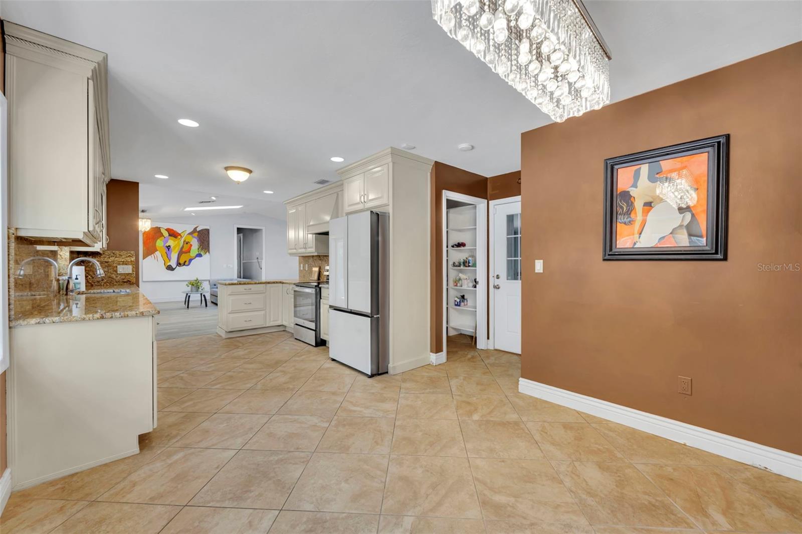 TILLSONS - Residential