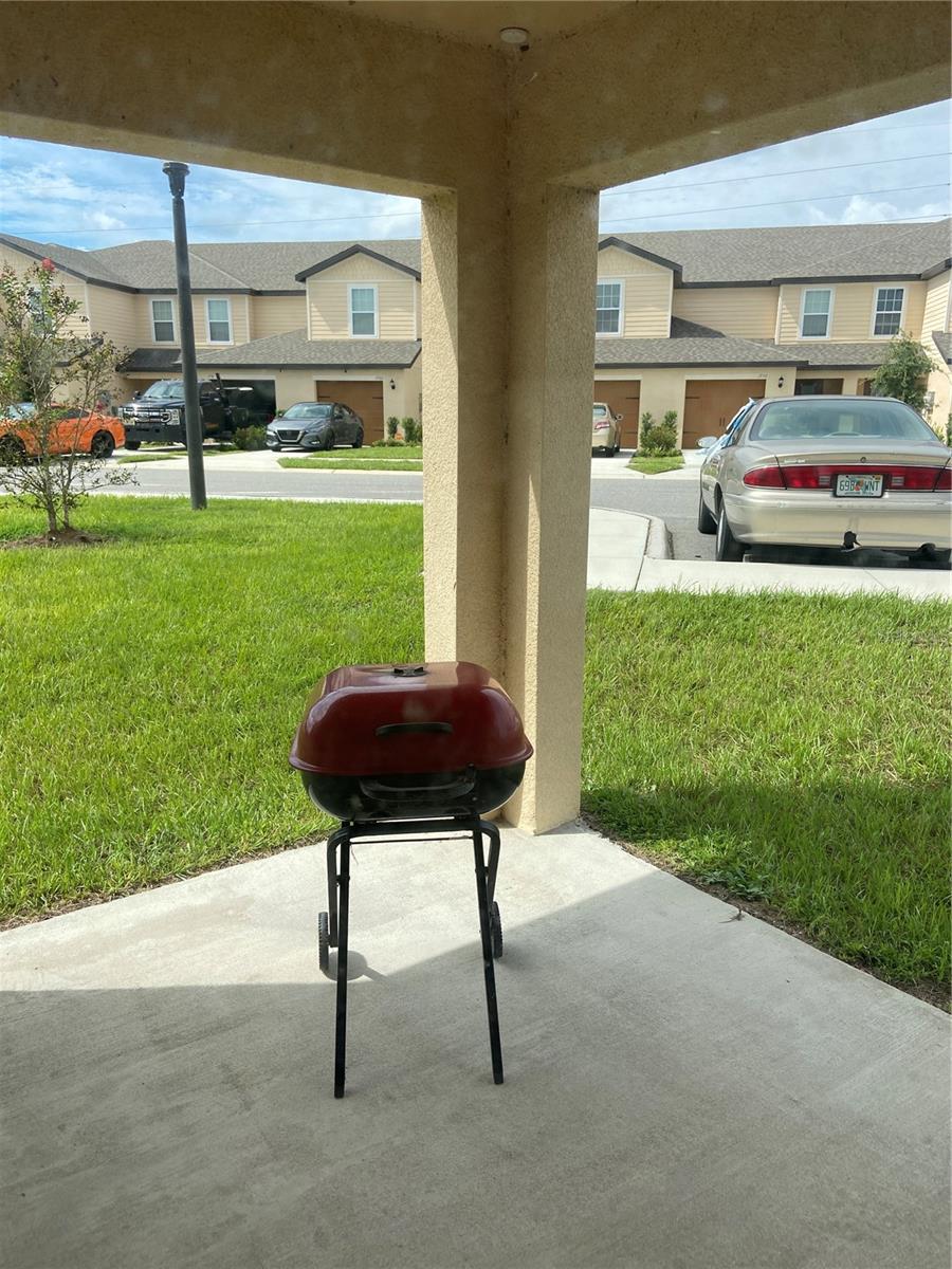 HAMLETS/TAVARES - Residential