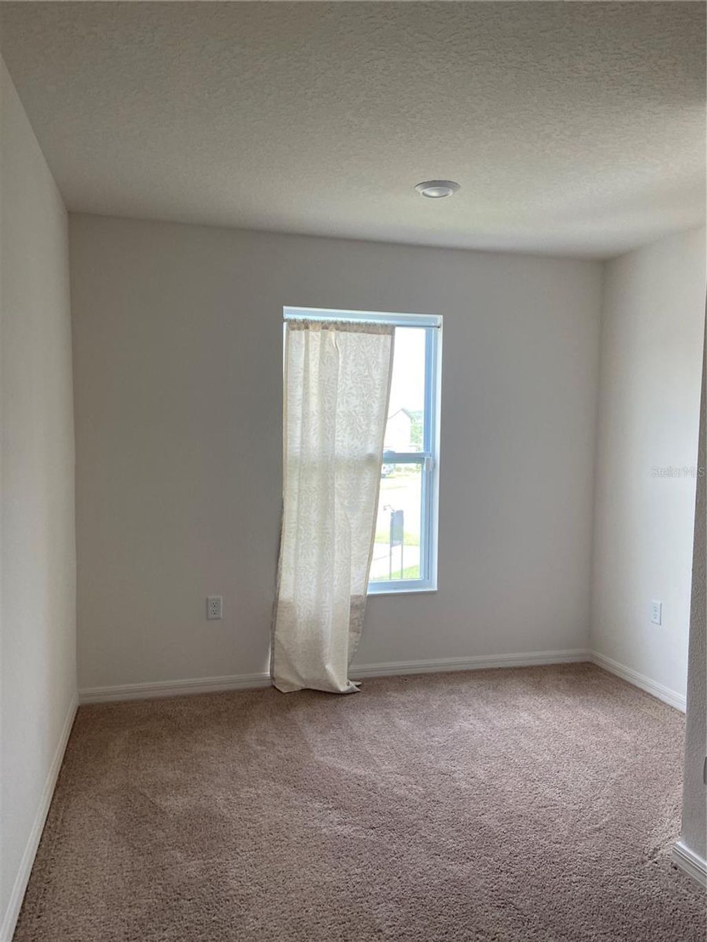 Photo of 1523 Wynford Circle, Tavares, FL 32778 (MLS # S5144869)