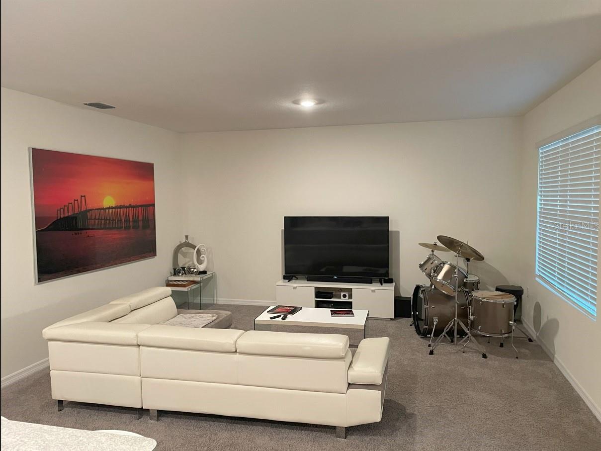 CYPRESS PARK ESTATES - Residential Lease