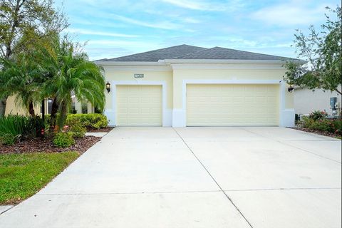 Single Family Residence in BRADENTON FL 12618 HALFMOON LAKE TERRACE.jpg