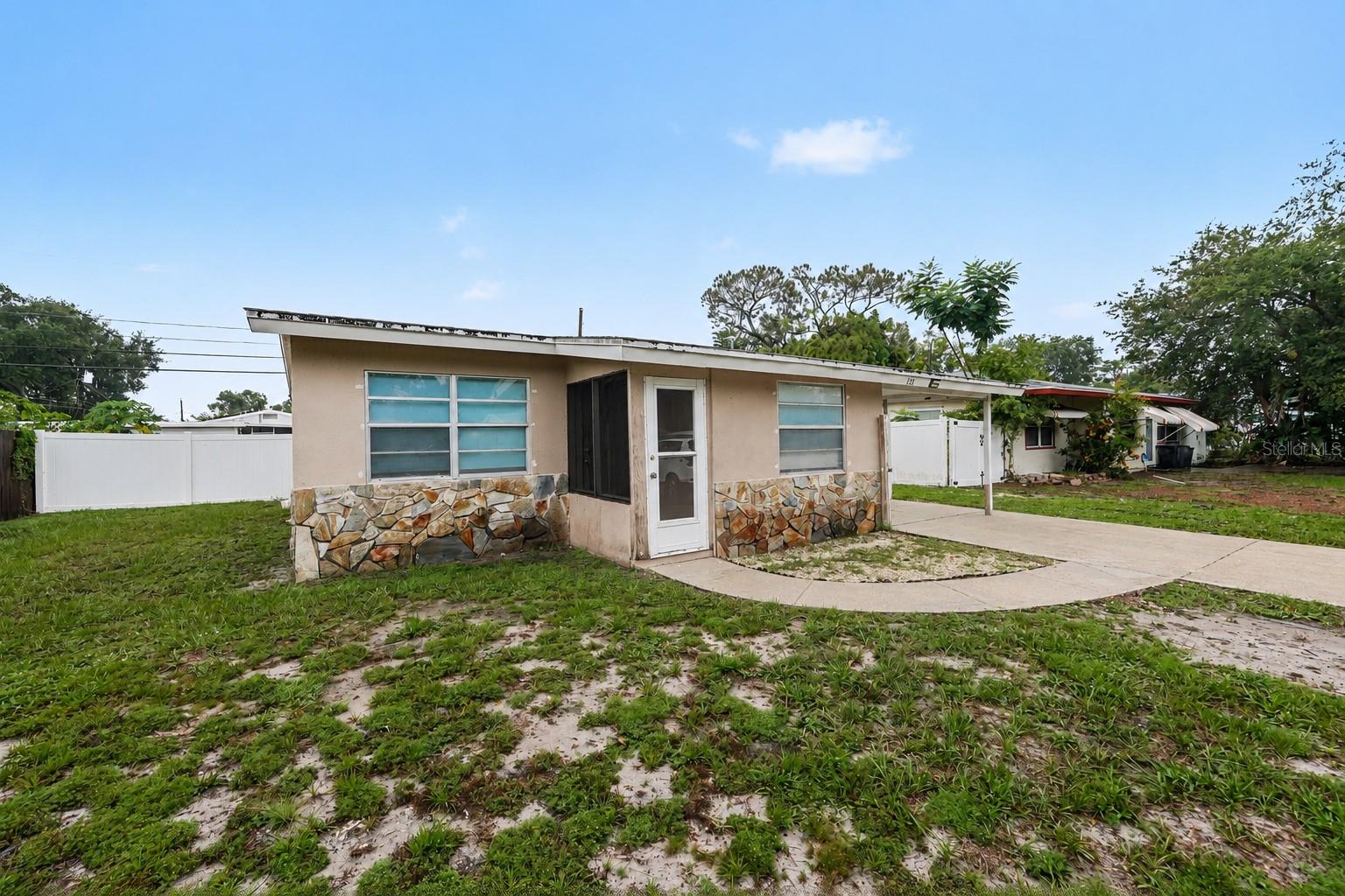 131 EMERALD LANE