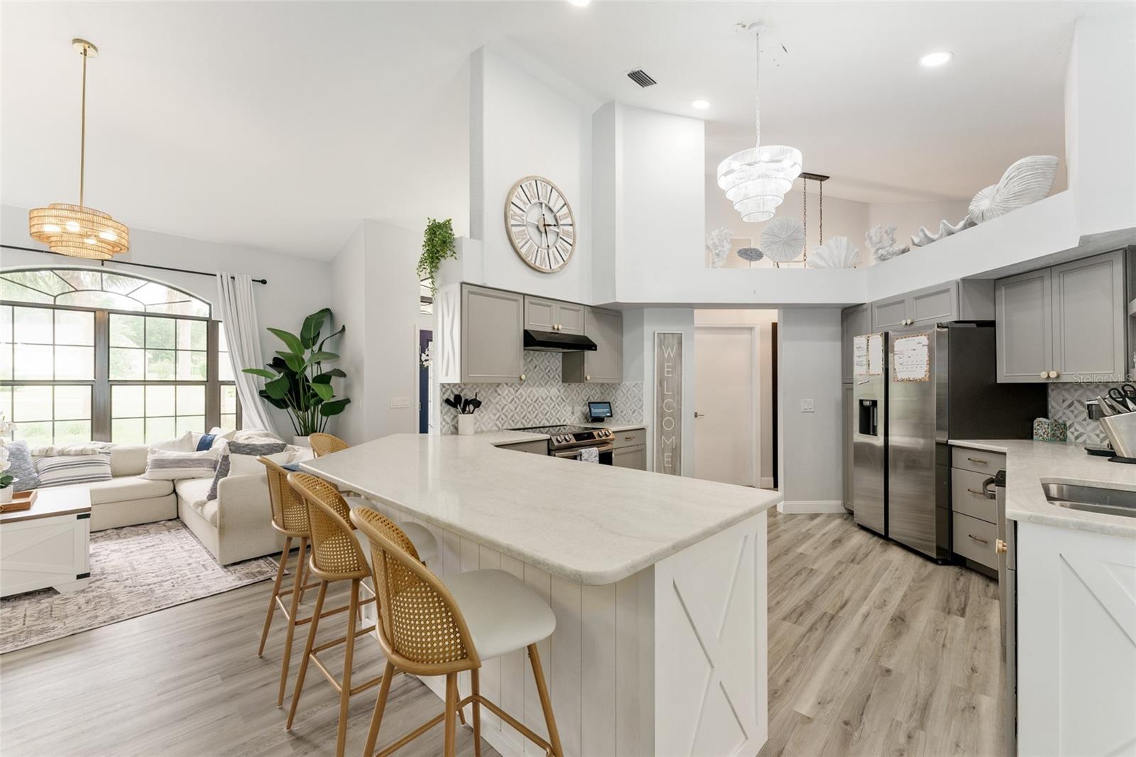 GOLDEN HILLS TURF & COUNTRY CLUB - Residential Lease