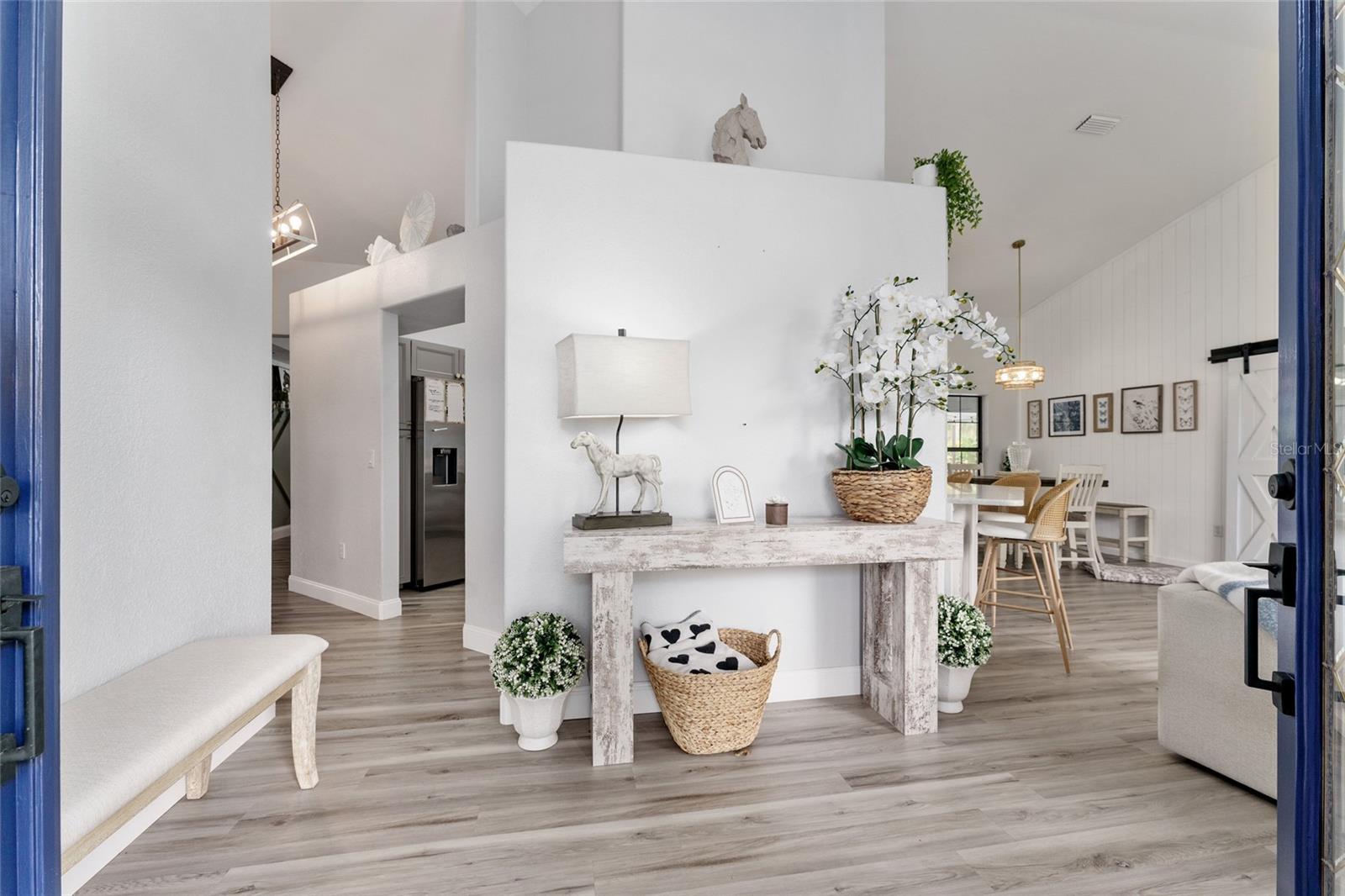 GOLDEN HILLS TURF & COUNTRY CLUB - Residential Lease