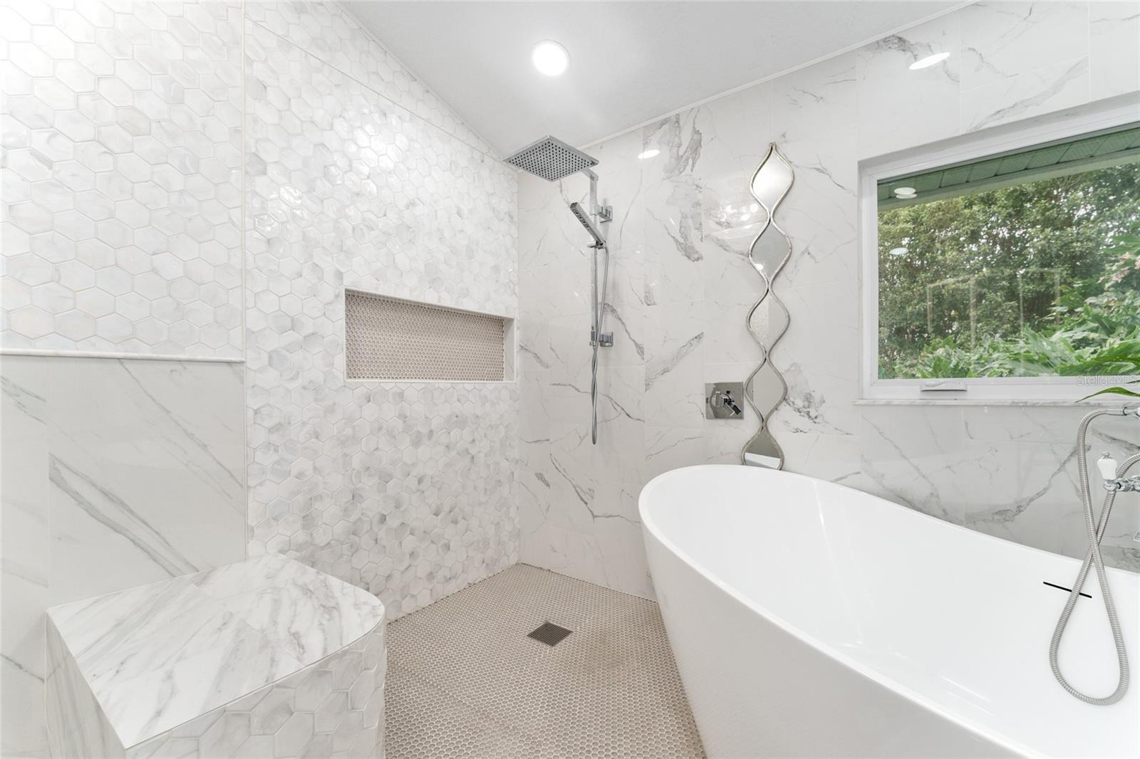 GOLDEN HILLS TURF & COUNTRY CLUB - Residential Lease