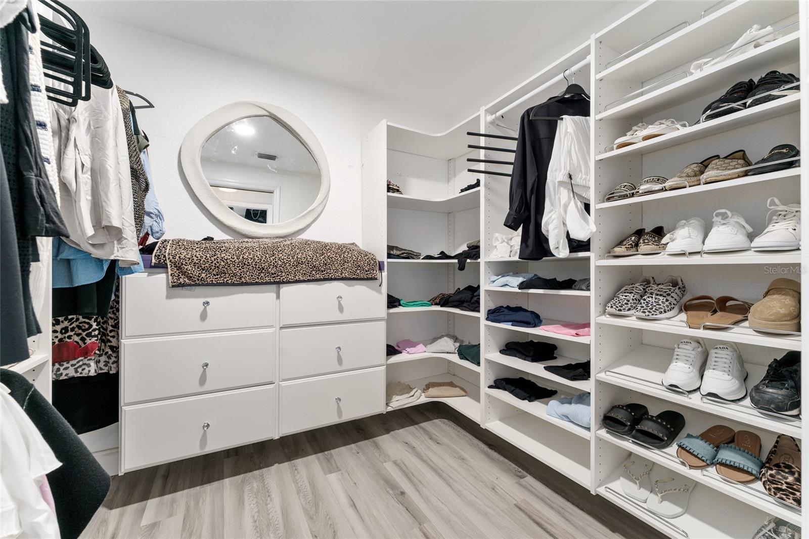 GOLDEN HILLS TURF & COUNTRY CLUB - Residential Lease