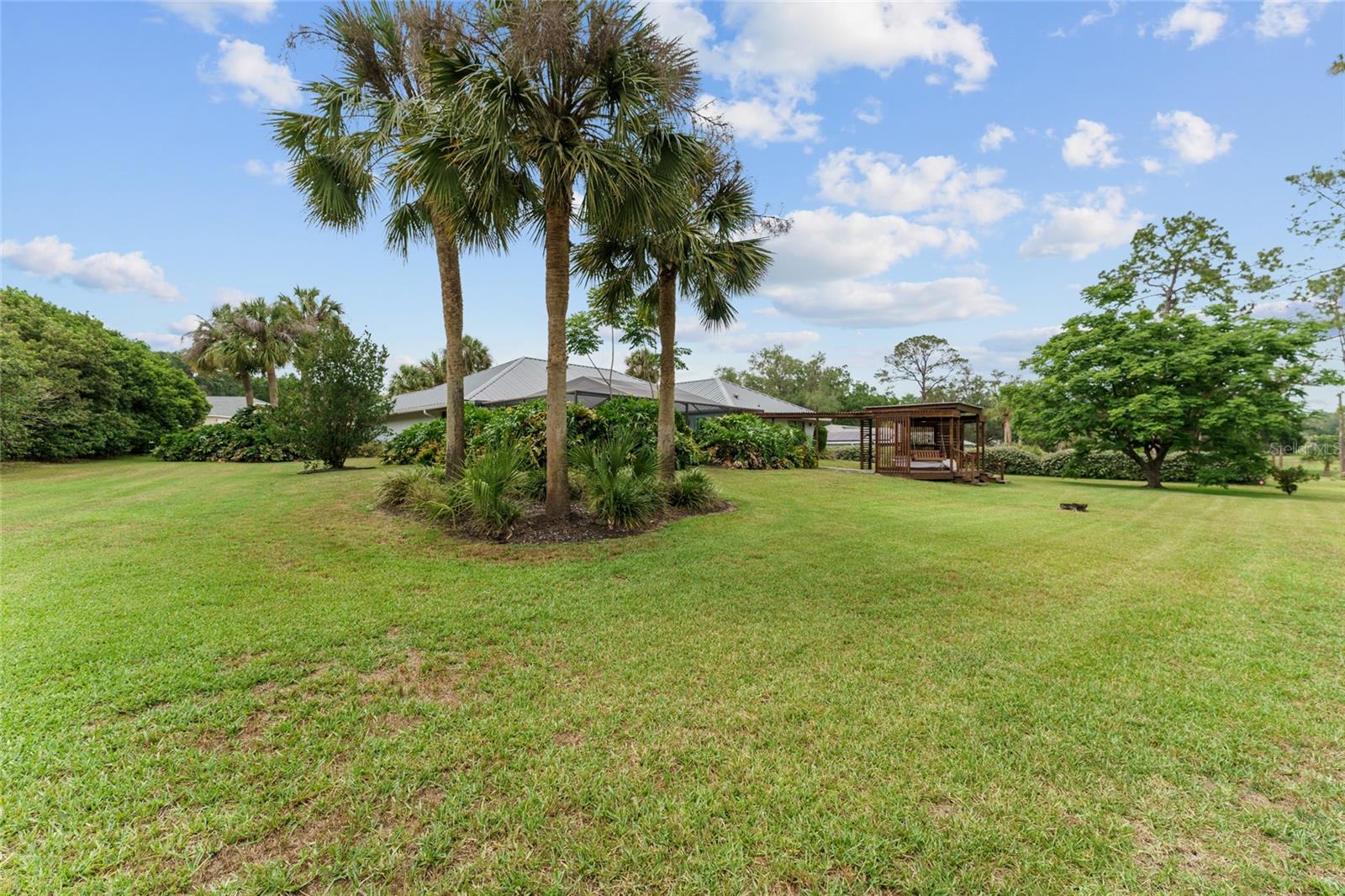 GOLDEN HILLS TURF & COUNTRY CLUB - Residential Lease