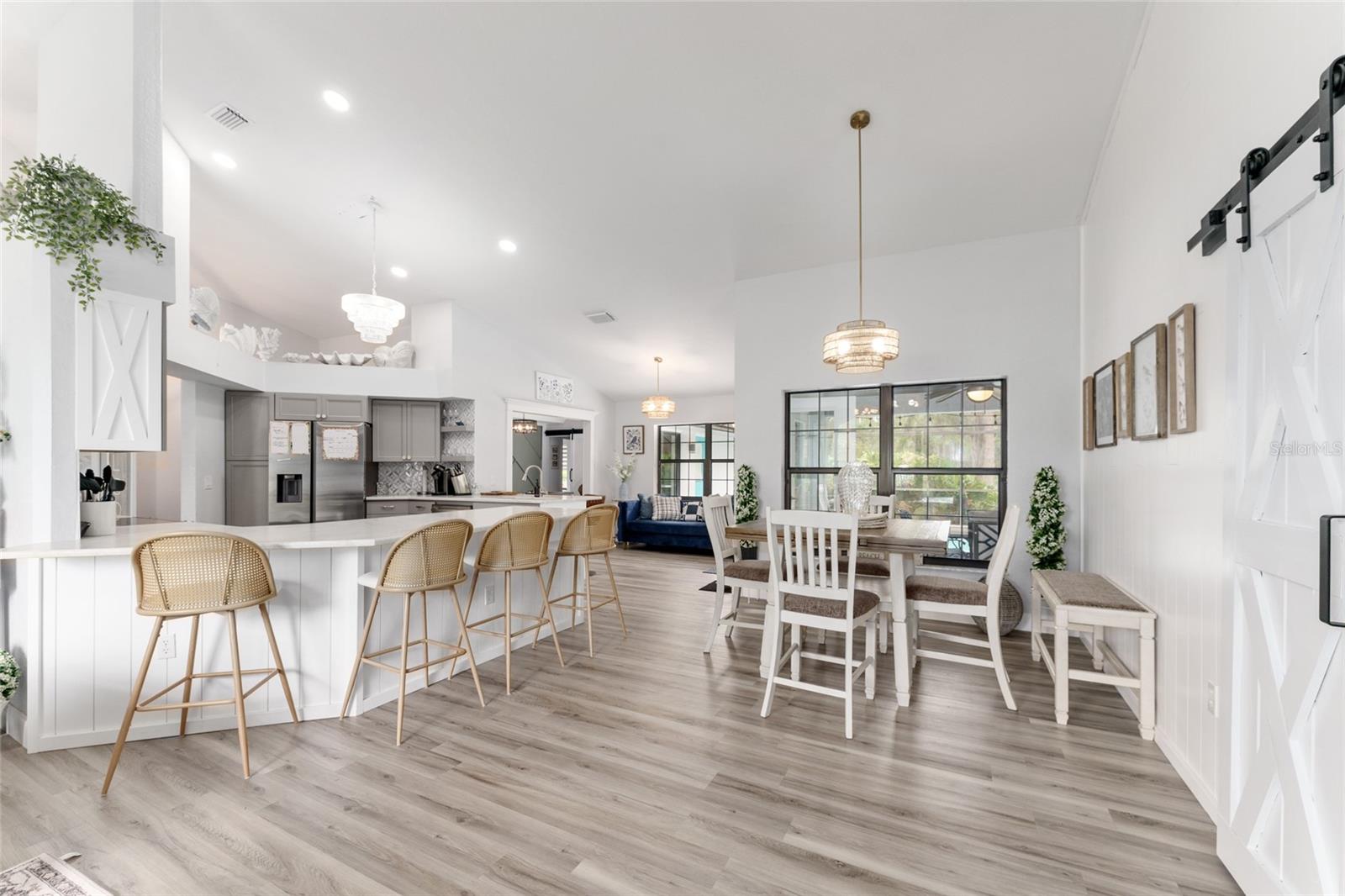 GOLDEN HILLS TURF & COUNTRY CLUB - Residential Lease