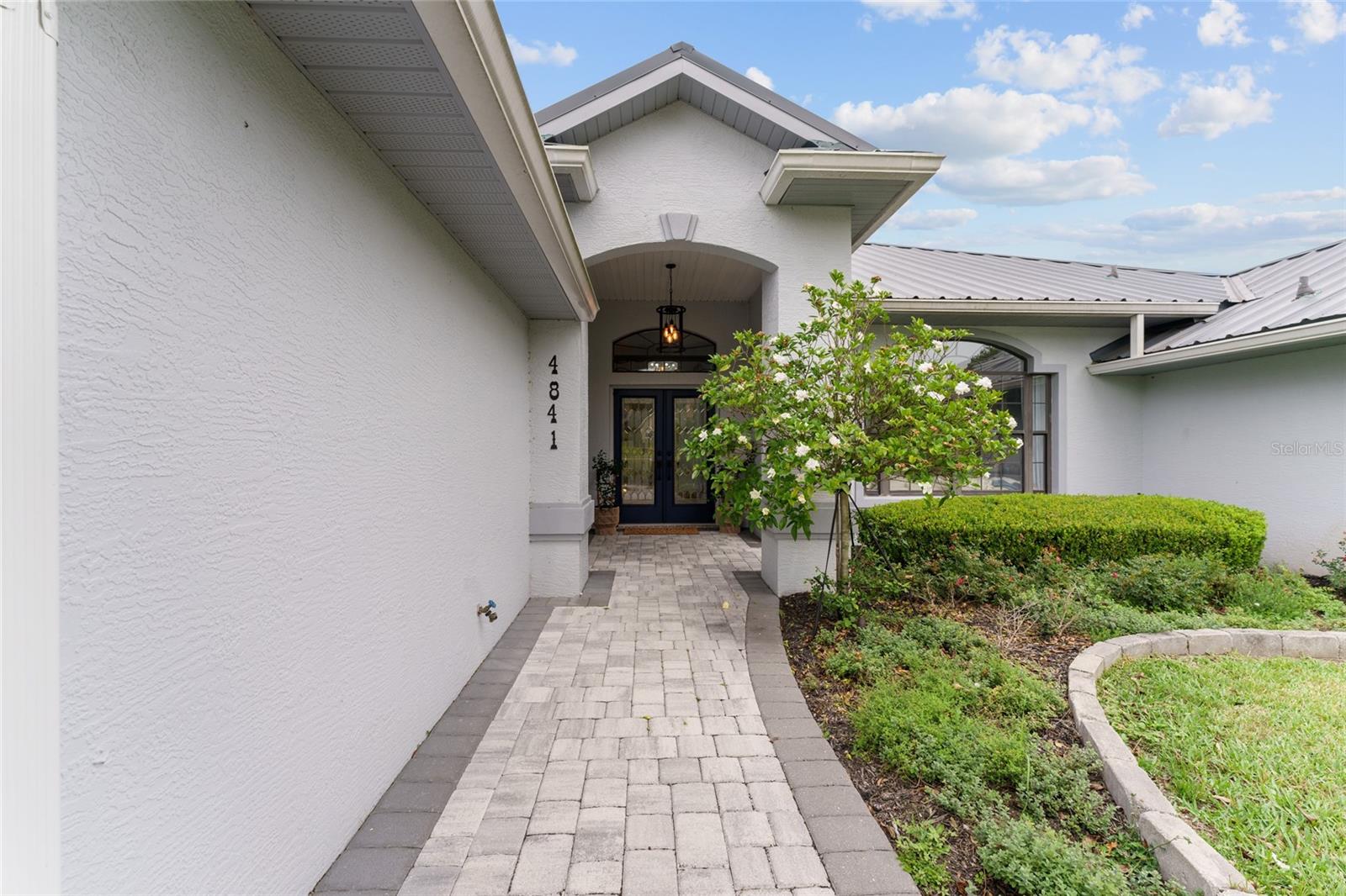 GOLDEN HILLS TURF & COUNTRY CLUB - Residential Lease