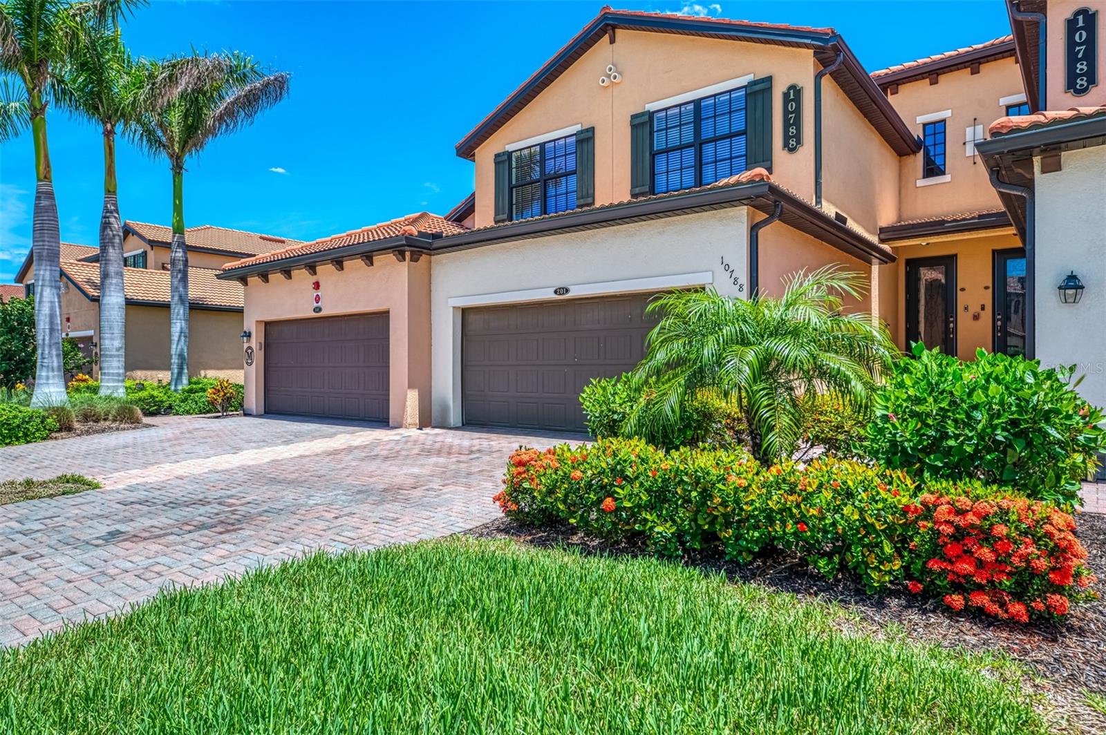 SARASOTA NATIONAL - Residential