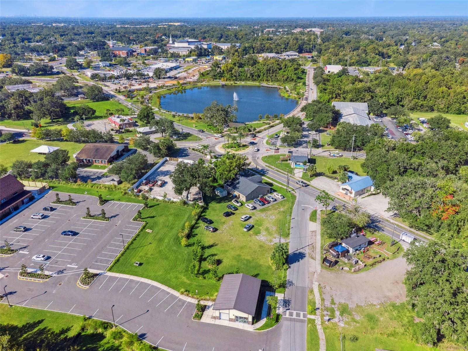 MIDWAY NEAR OVIEDO - Land