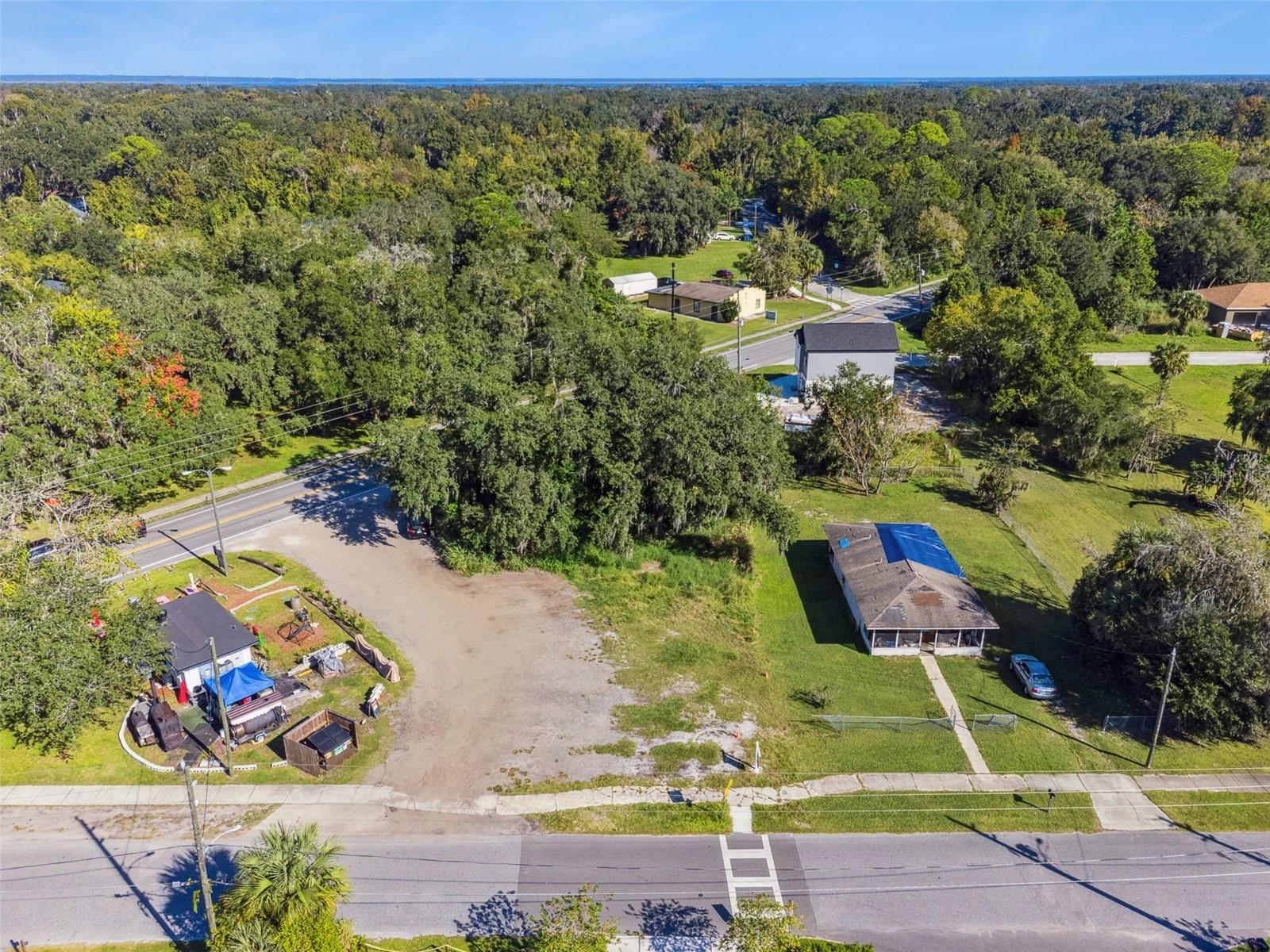 MIDWAY NEAR OVIEDO - Land