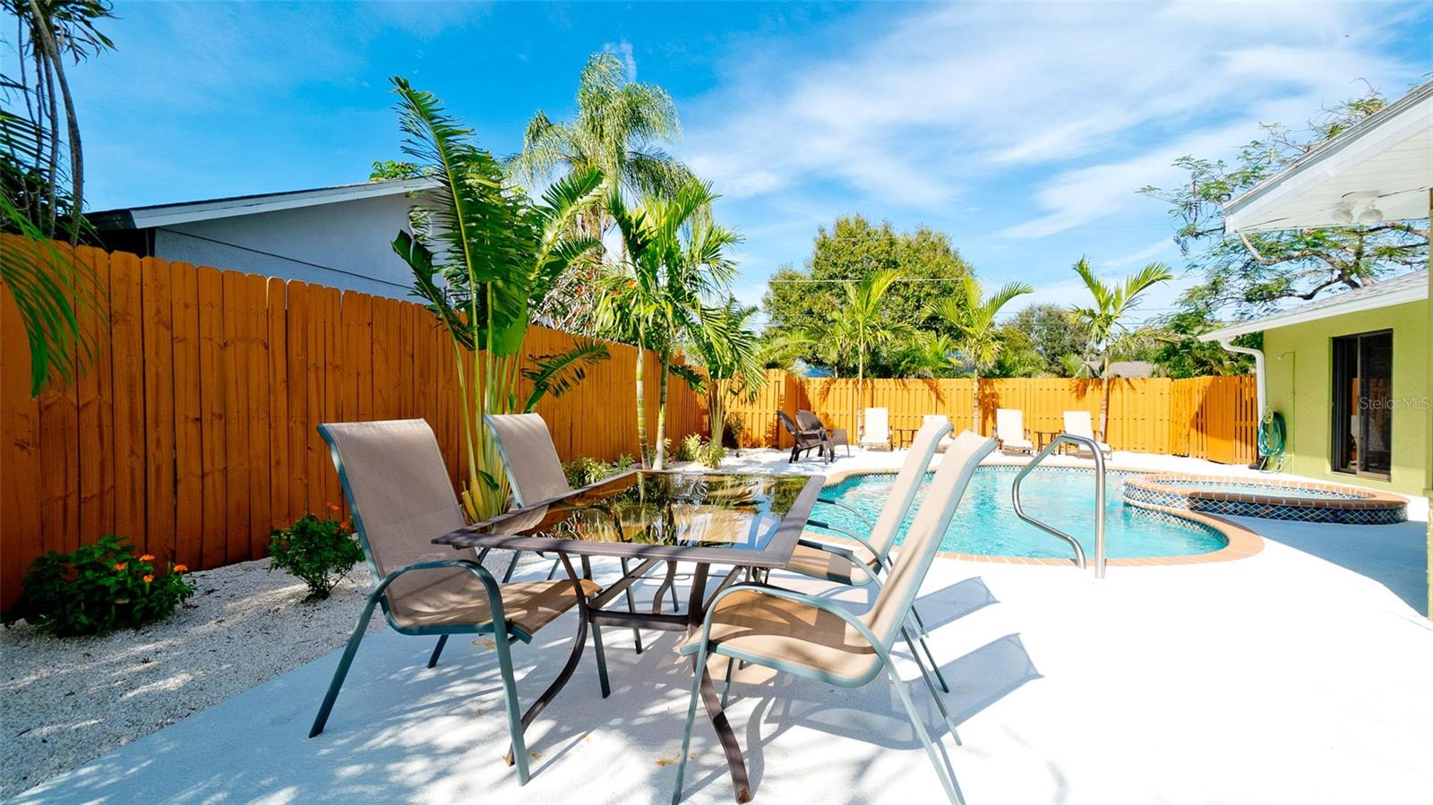 BONNIE LYNN ESTATES - Residential