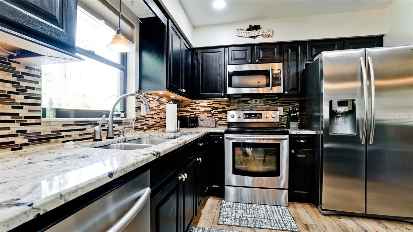 BONNIE LYNN ESTATES - Residential