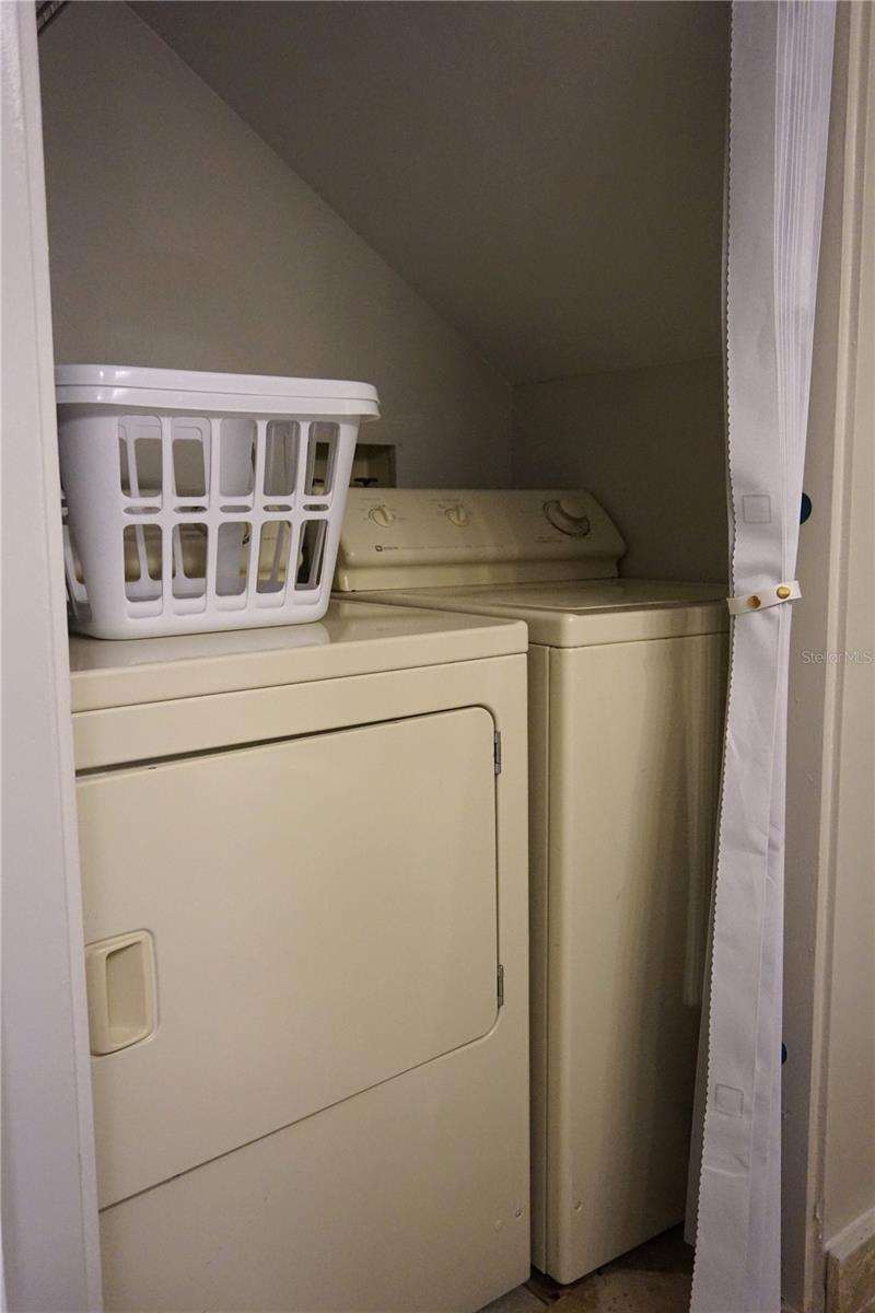 PINNACLE OF TIERRA VERDE - Residential Lease