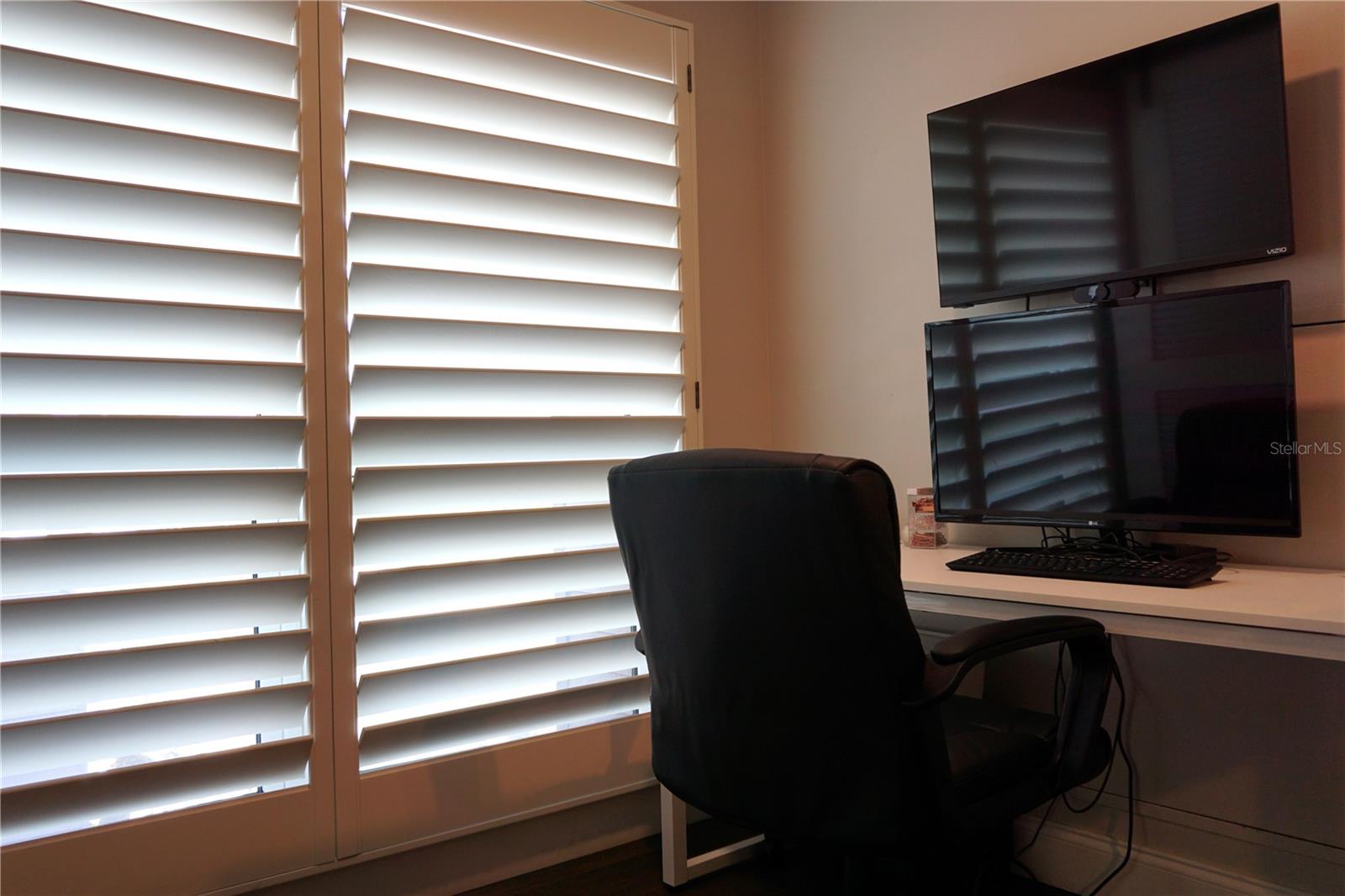 PINNACLE OF TIERRA VERDE - Residential Lease