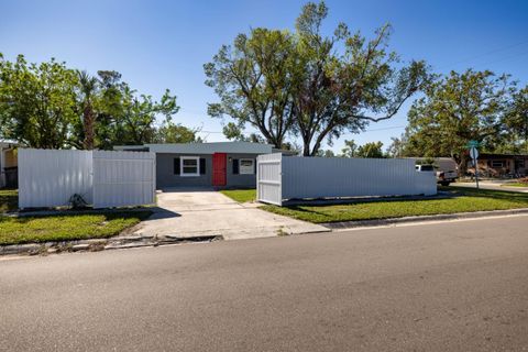 A home in TAMPA