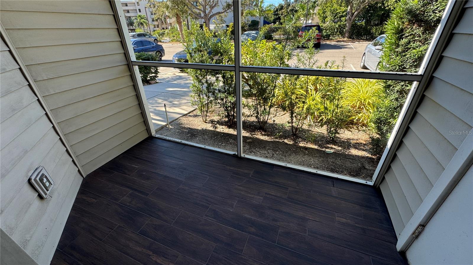 CENTRAL PARK SEC 2 PH 1 - Residential Lease