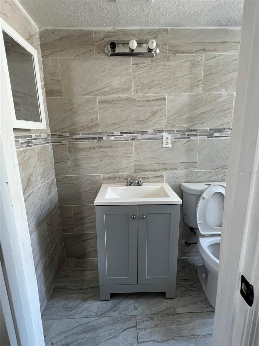 CLEAR LAKE VIEWS - Residential