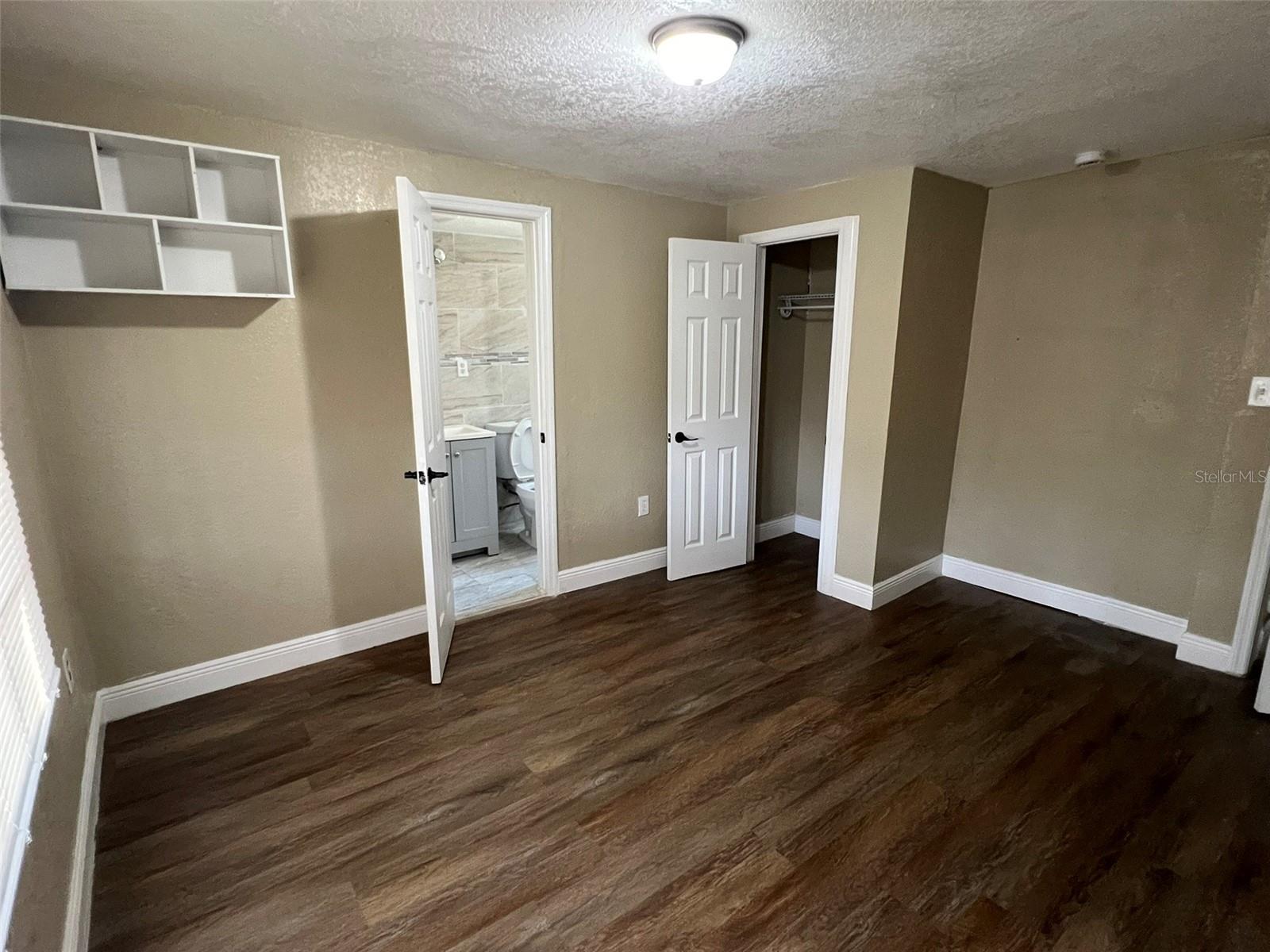 CLEAR LAKE VIEWS - Residential