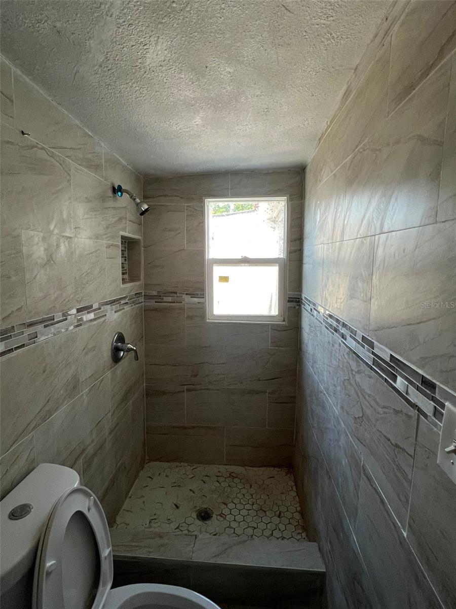 CLEAR LAKE VIEWS - Residential