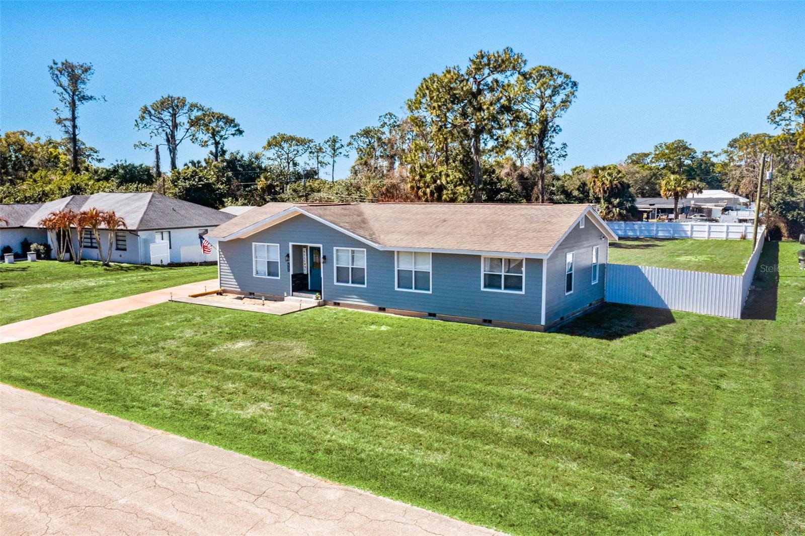 LEHIGH ACRES - Residential