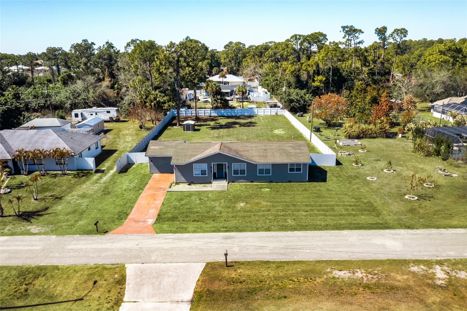 LEHIGH ACRES - Residential