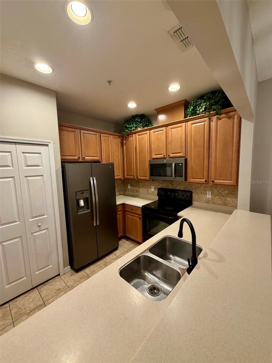 WEKIVA PARK TWNHMS - Residential Lease