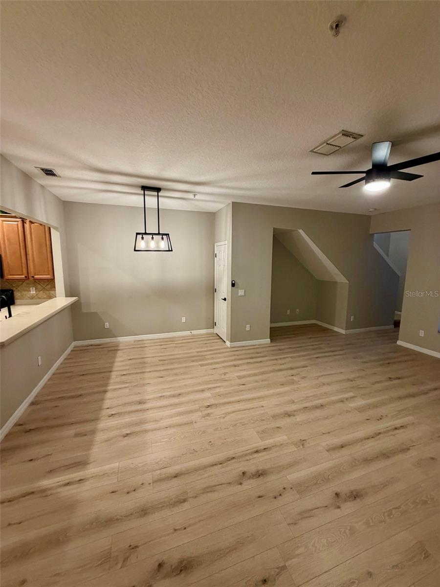 WEKIVA PARK TWNHMS - Residential Lease