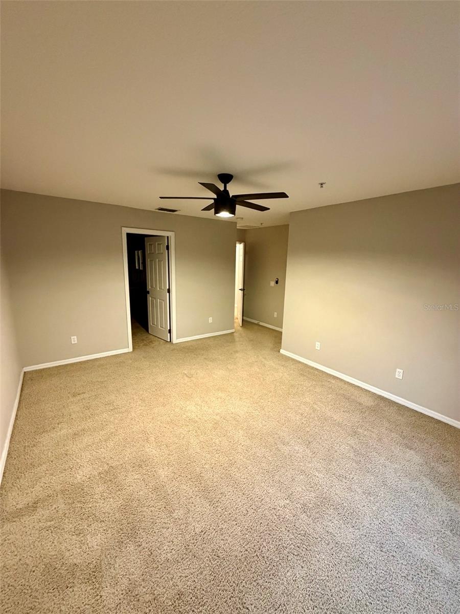 WEKIVA PARK TWNHMS - Residential Lease