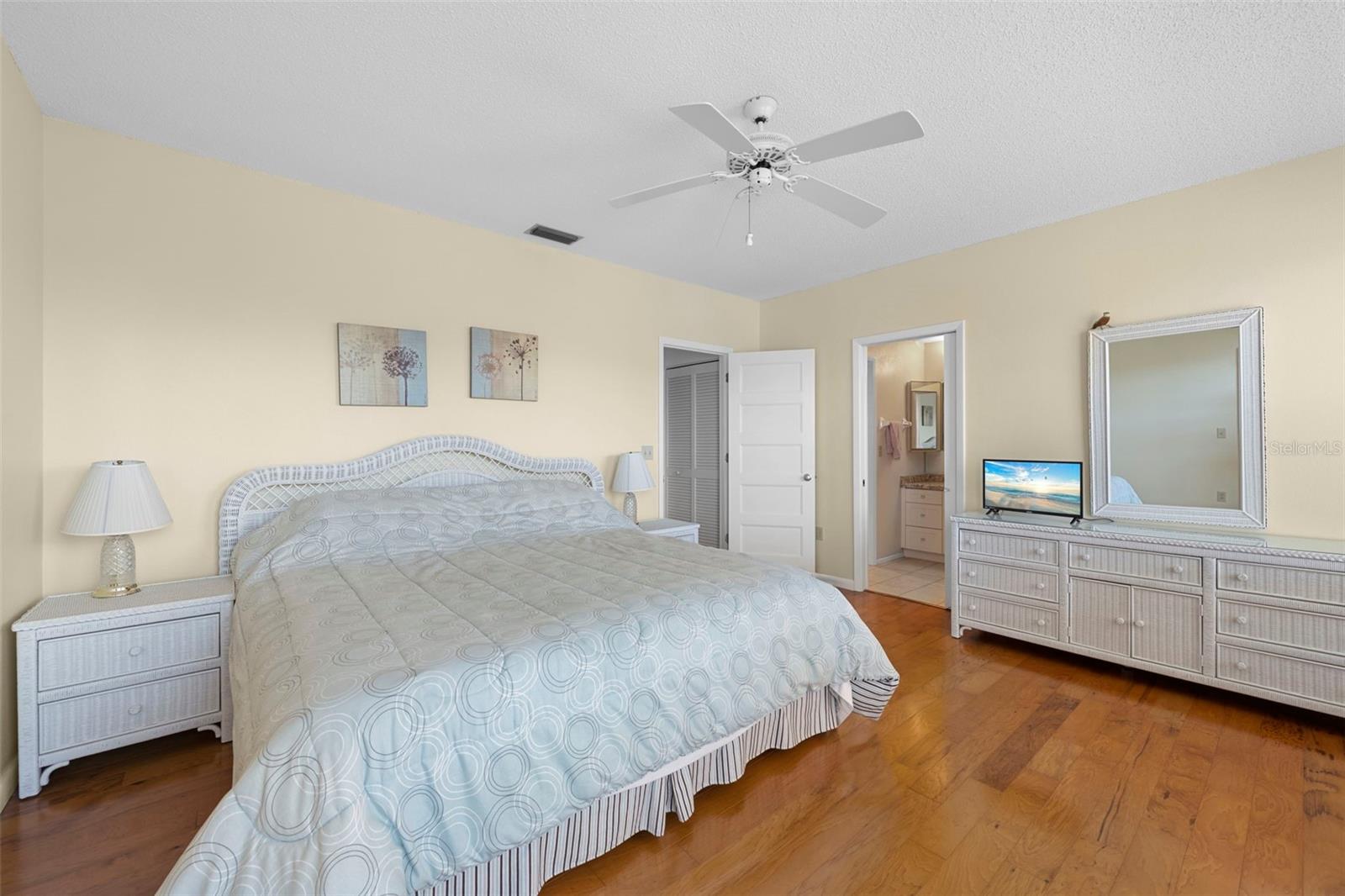 THE VILLAS AT PINEBROOK PH II - Residential