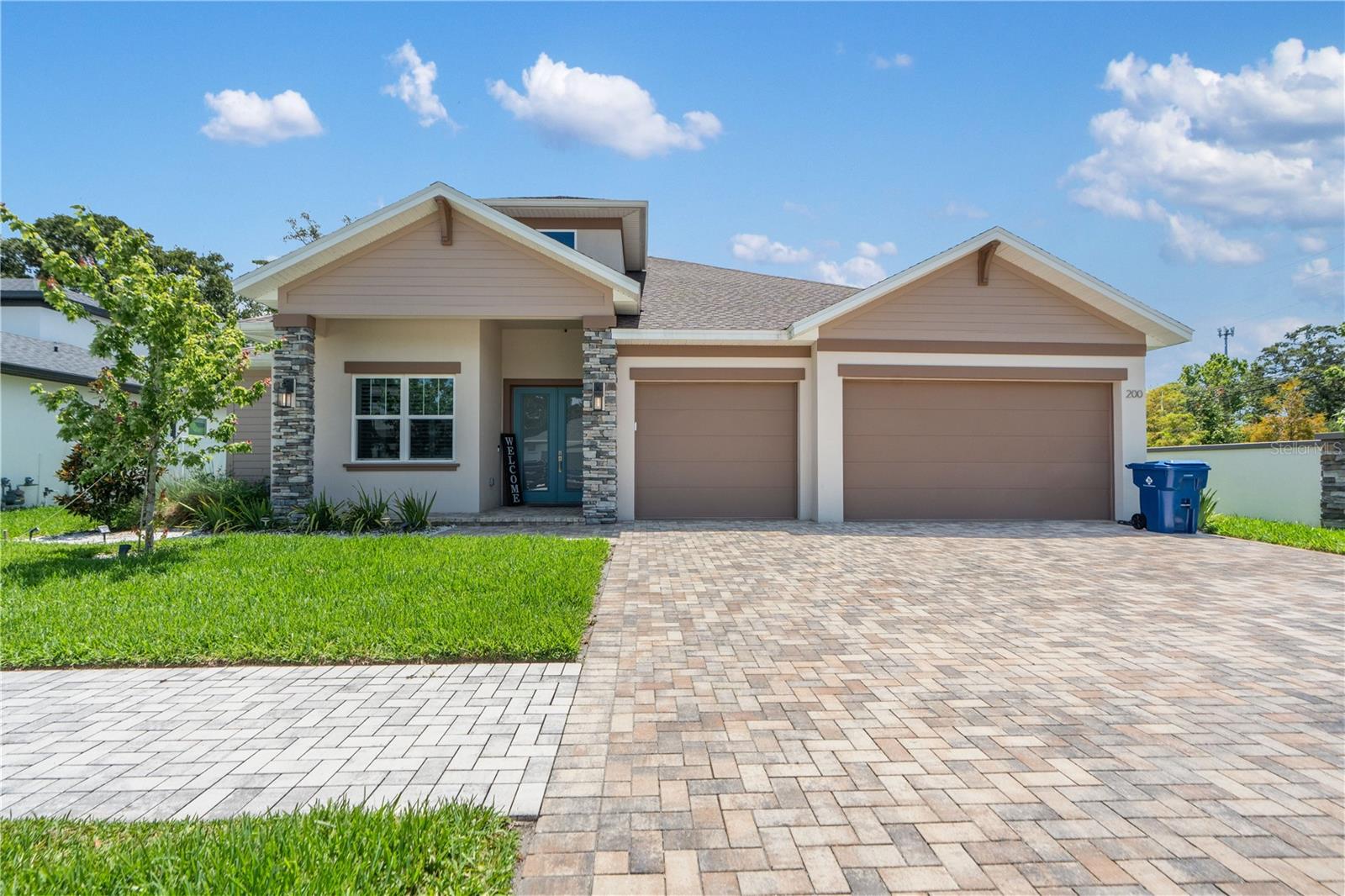 200 LAROCCA COURT