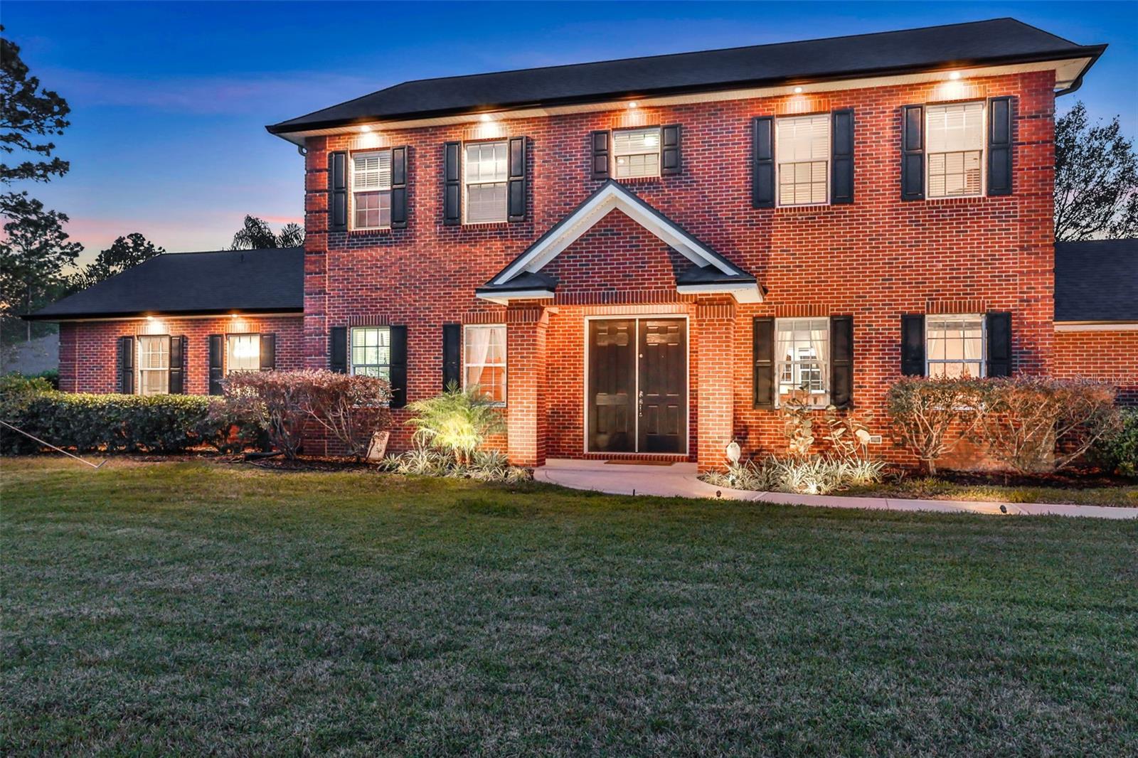 10 SEVILLE ORANGE PATH