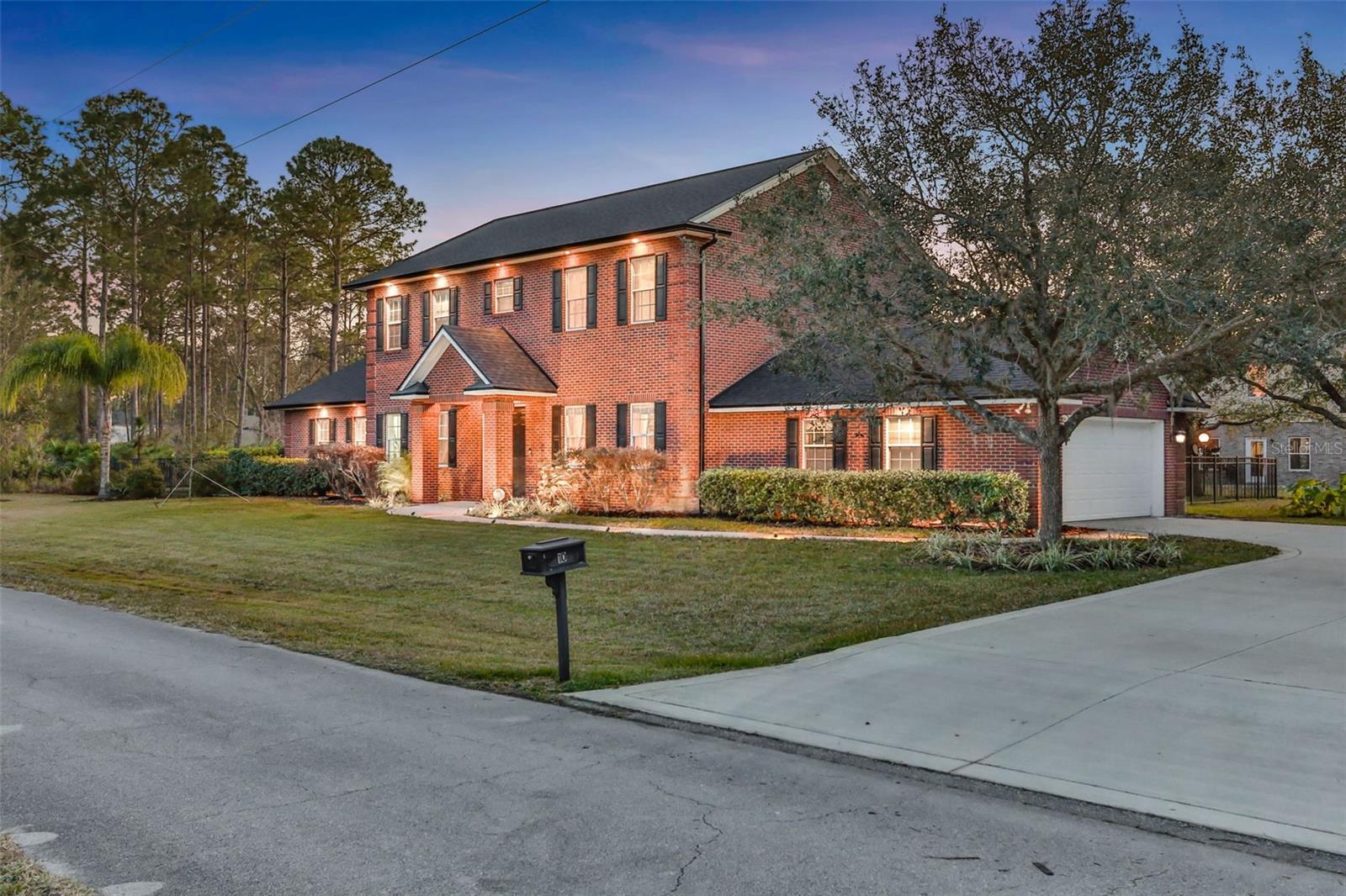 10 SEVILLE ORANGE PATH