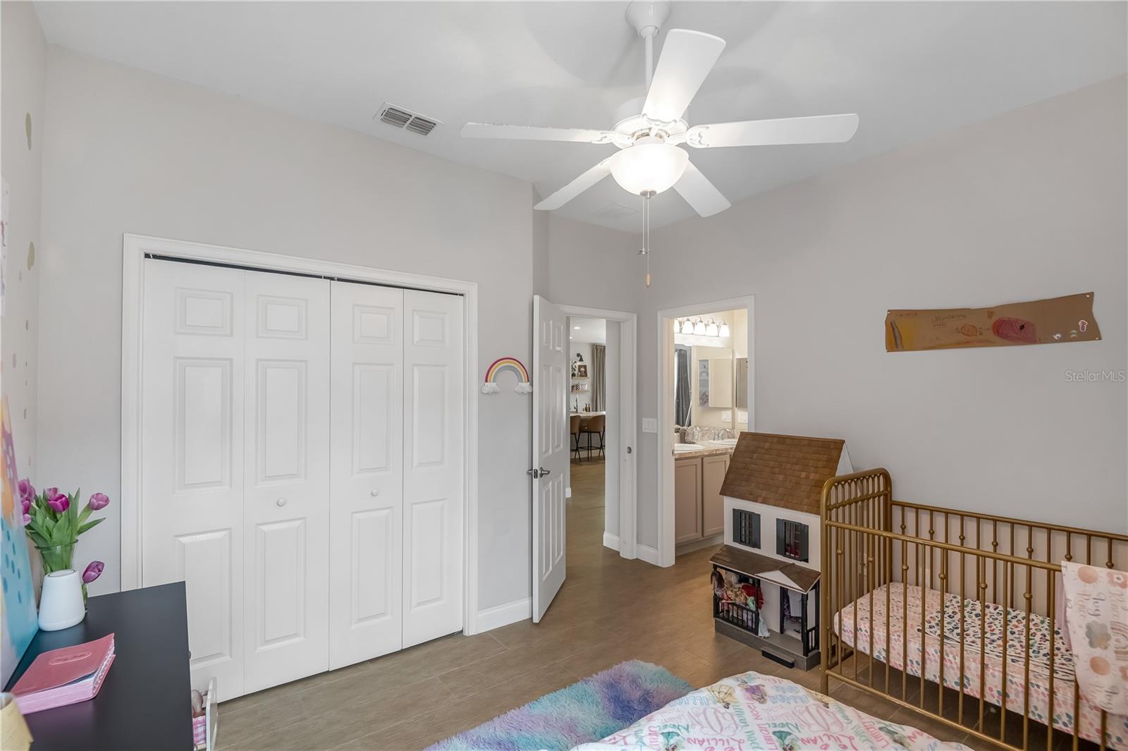 ELOISE OAKS - Residential