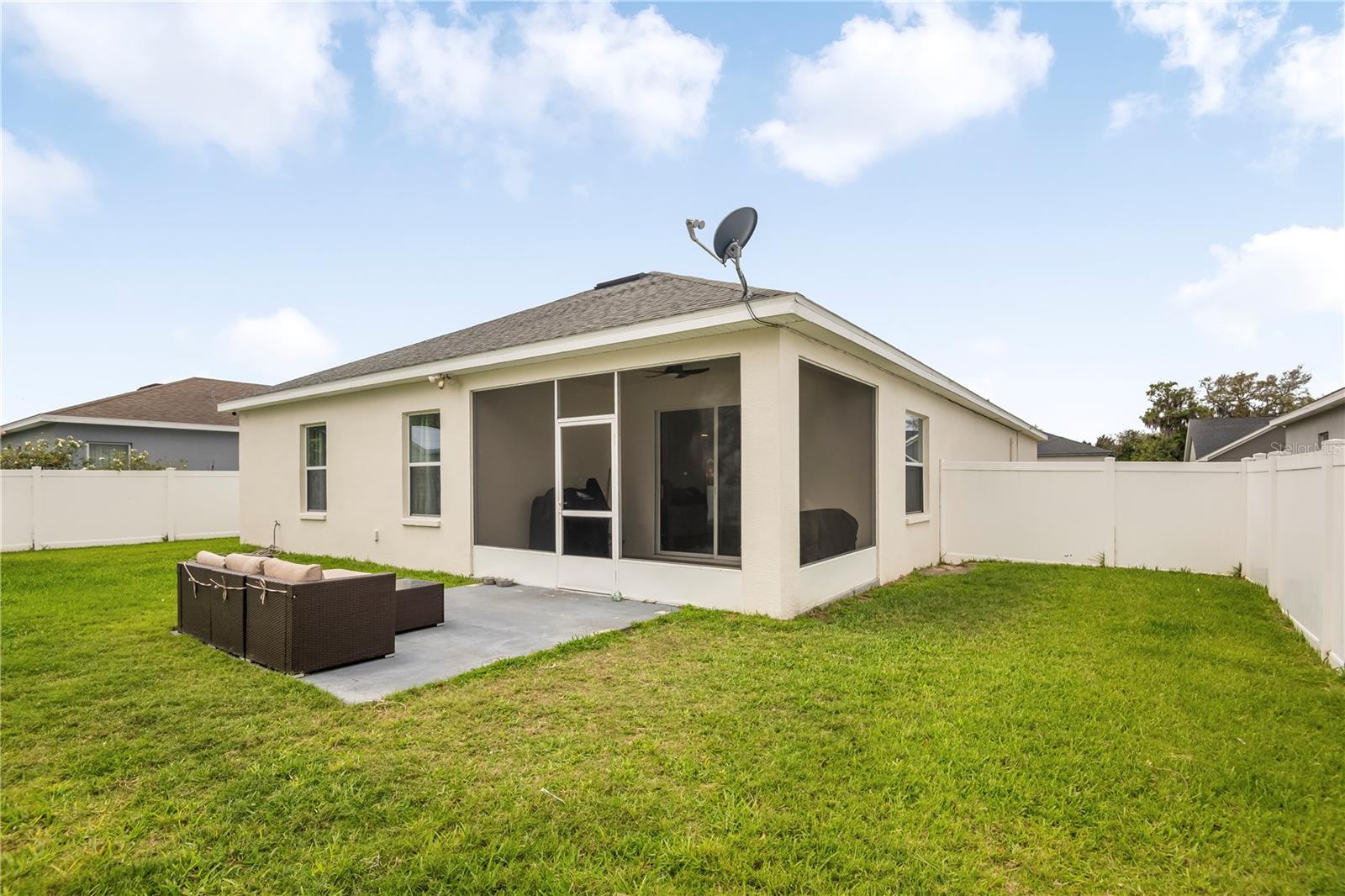 ELOISE OAKS - Residential