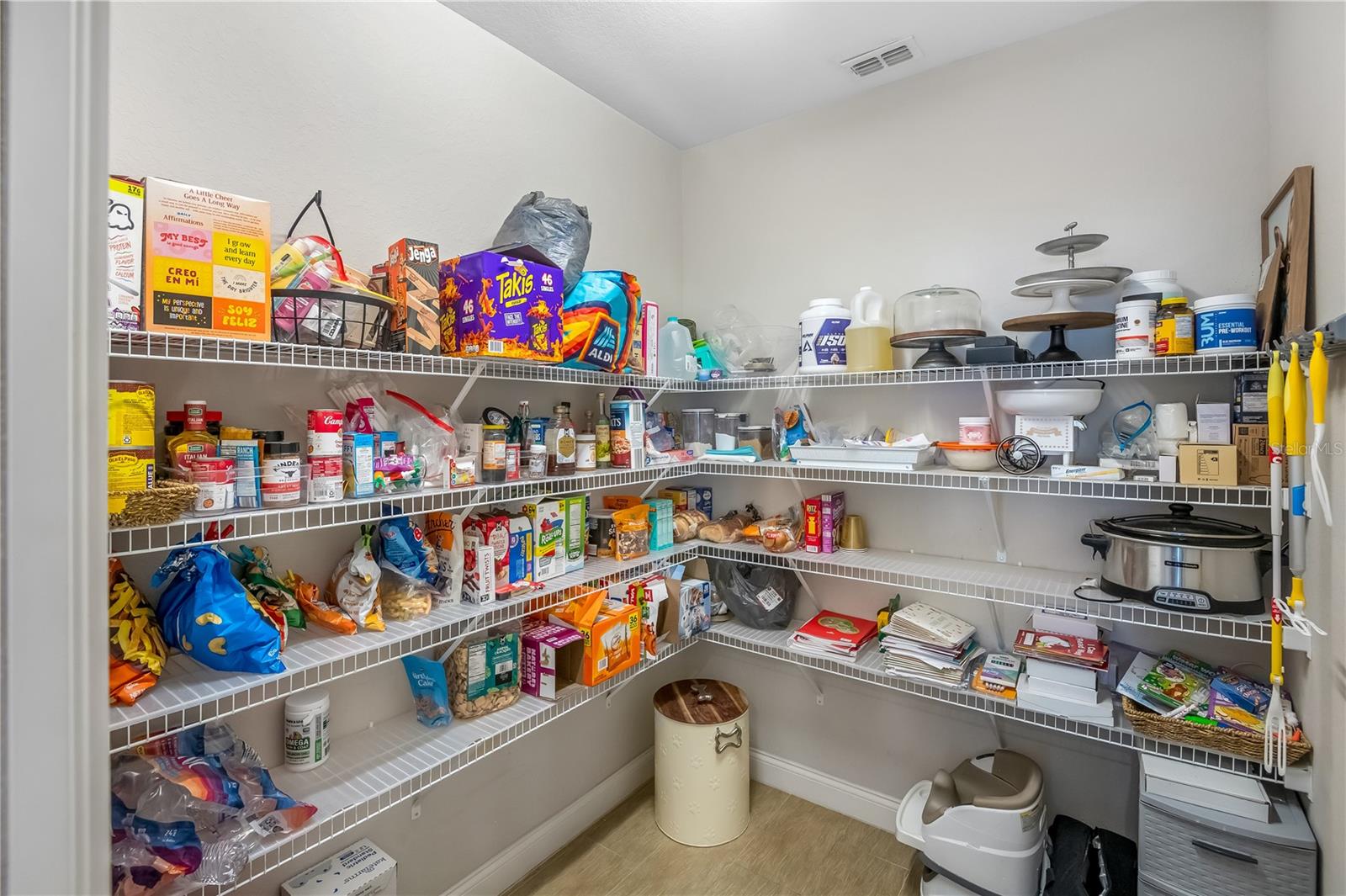 ELOISE OAKS - Residential