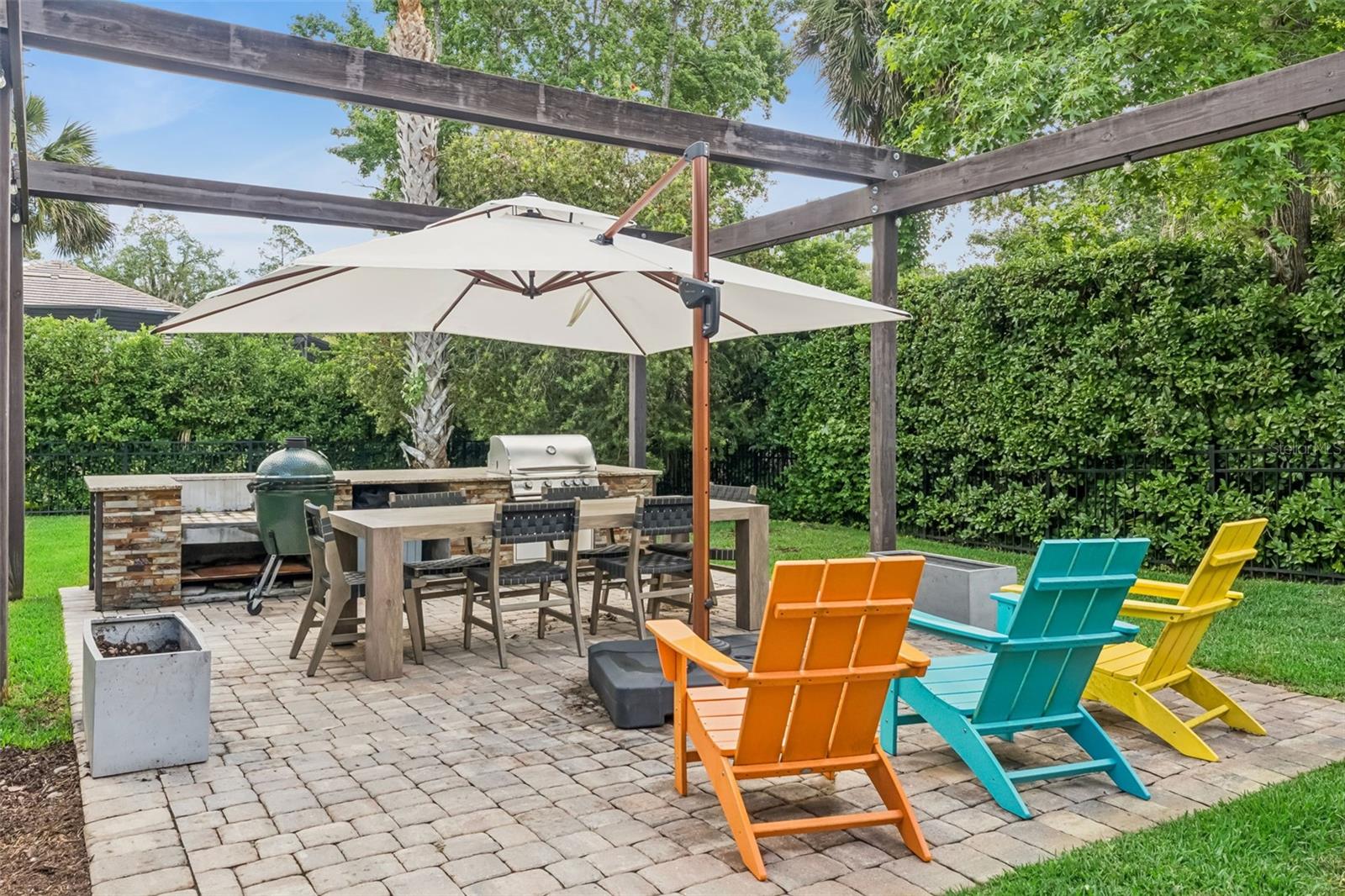 1585 REDWOOD GROVE TERRACE