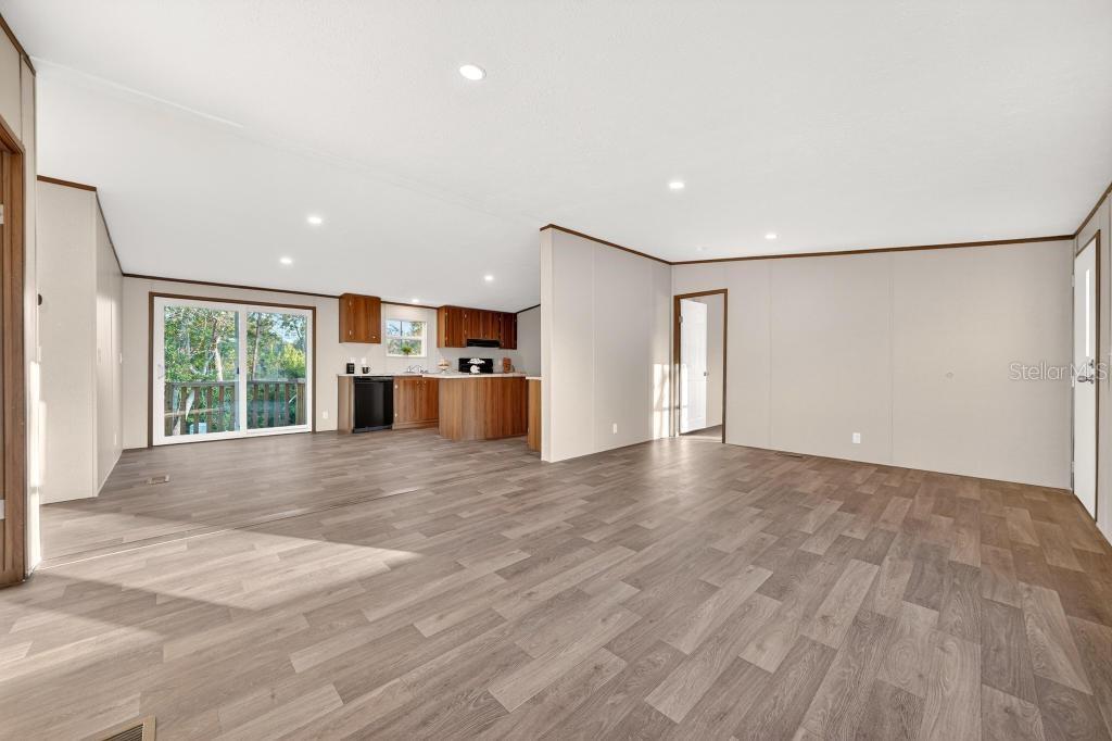 BLUE LAKE RIDGE - Residential