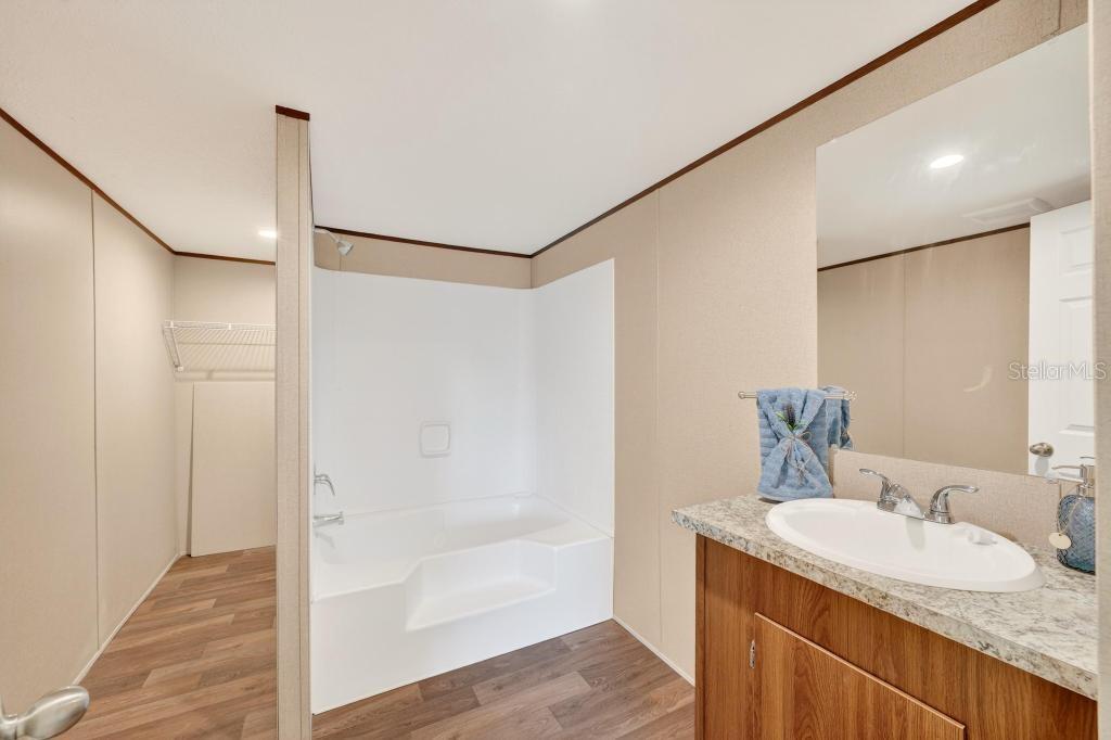 BLUE LAKE RIDGE - Residential