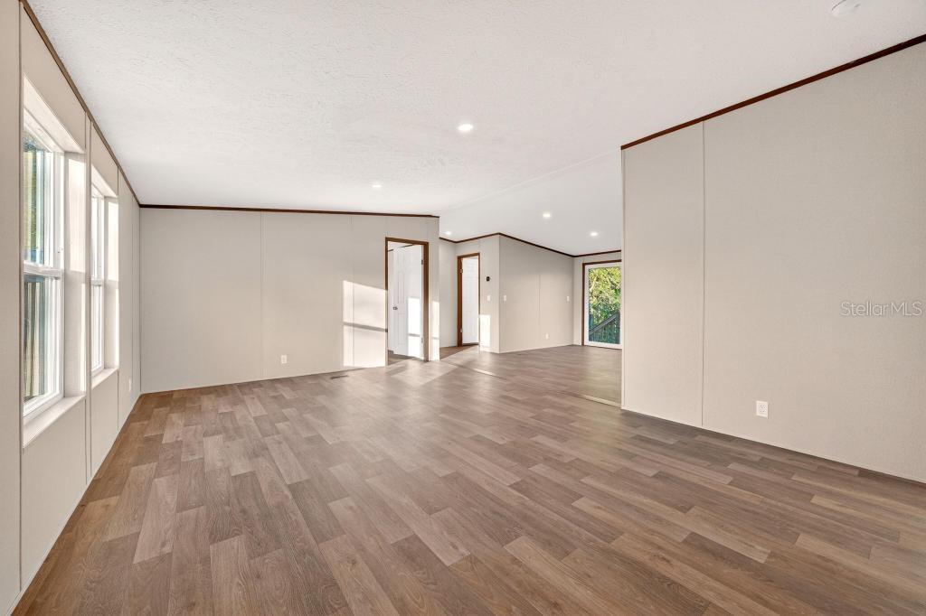 BLUE LAKE RIDGE - Residential